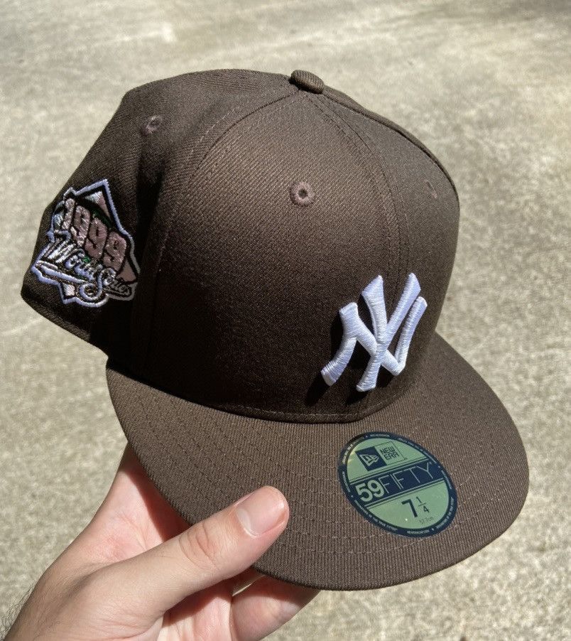 MLB × MyFitteds × New Era 7 3/8 - New York Yankees Brown Pink Brim 