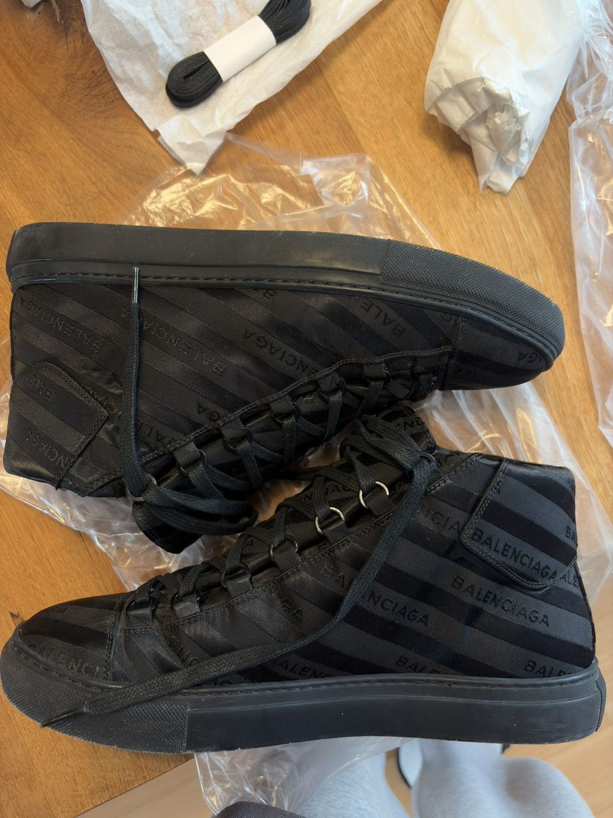Balenciaga Balenciaga Arena Jacquard Logo Monogram Size US 9 / EU 42 - 4 Thumbnail