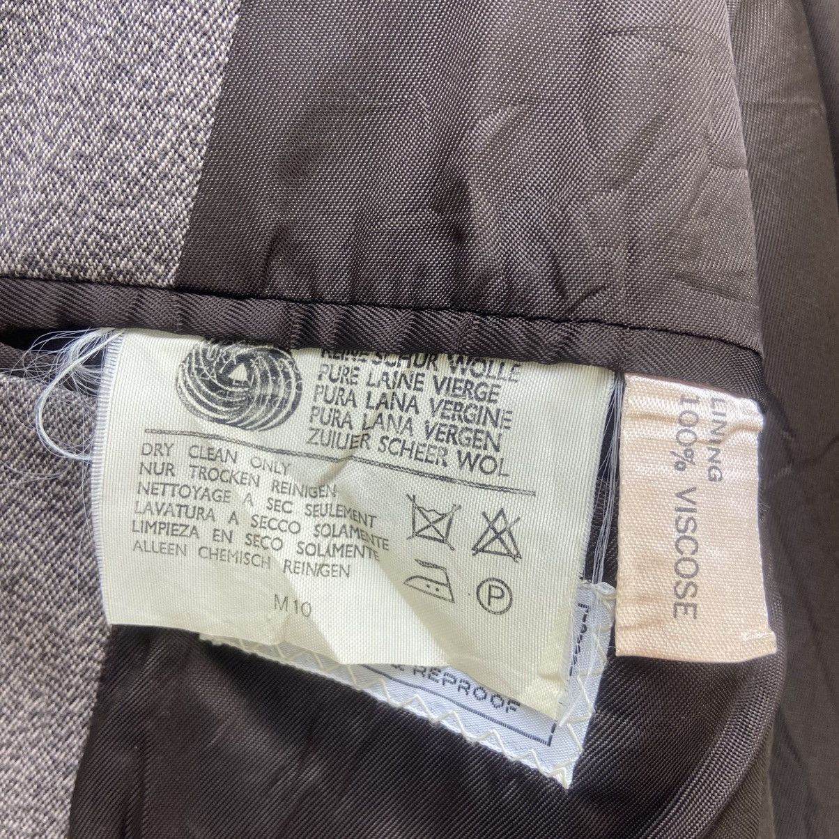 Vintage Made in England Aquascutum Showerproof Pure Worsted