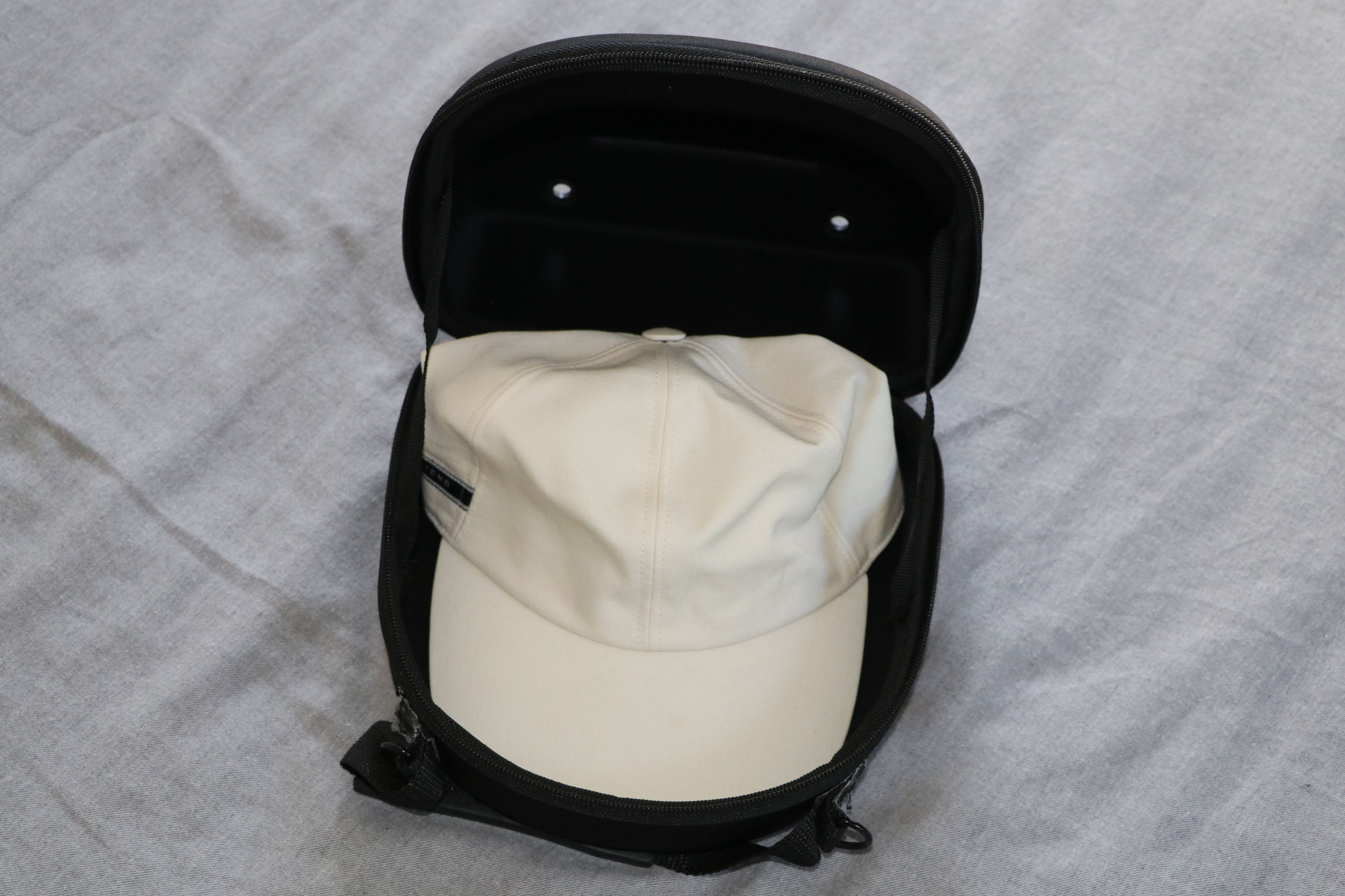 Rick Owens Drkshdw DRKSHDW SS19 cotton 'I'm praying to the aliens' cotton cap Size ONE SIZE - 7 Thumbnail
