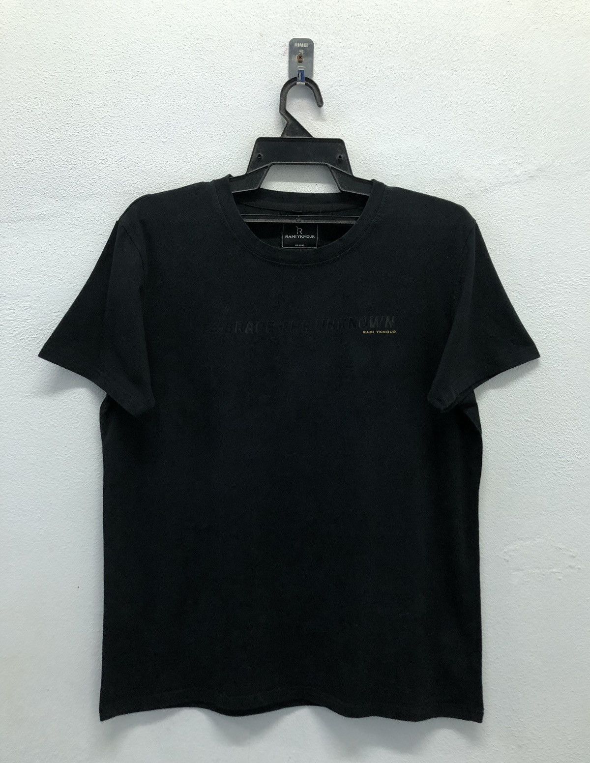 Vintage Vintage Rami Ykmour Embrace The Unknown T-Shirt Size US M / EU 48-50 / 2 - 1 Thumbnail