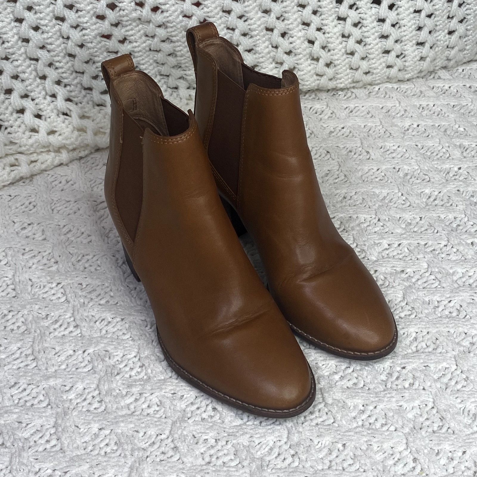Madewell Madewell Regan Boots, Saddle Brown Leather, Pull-On Booties, Size US 8.5 / IT 38.5 - 3 Thumbnail