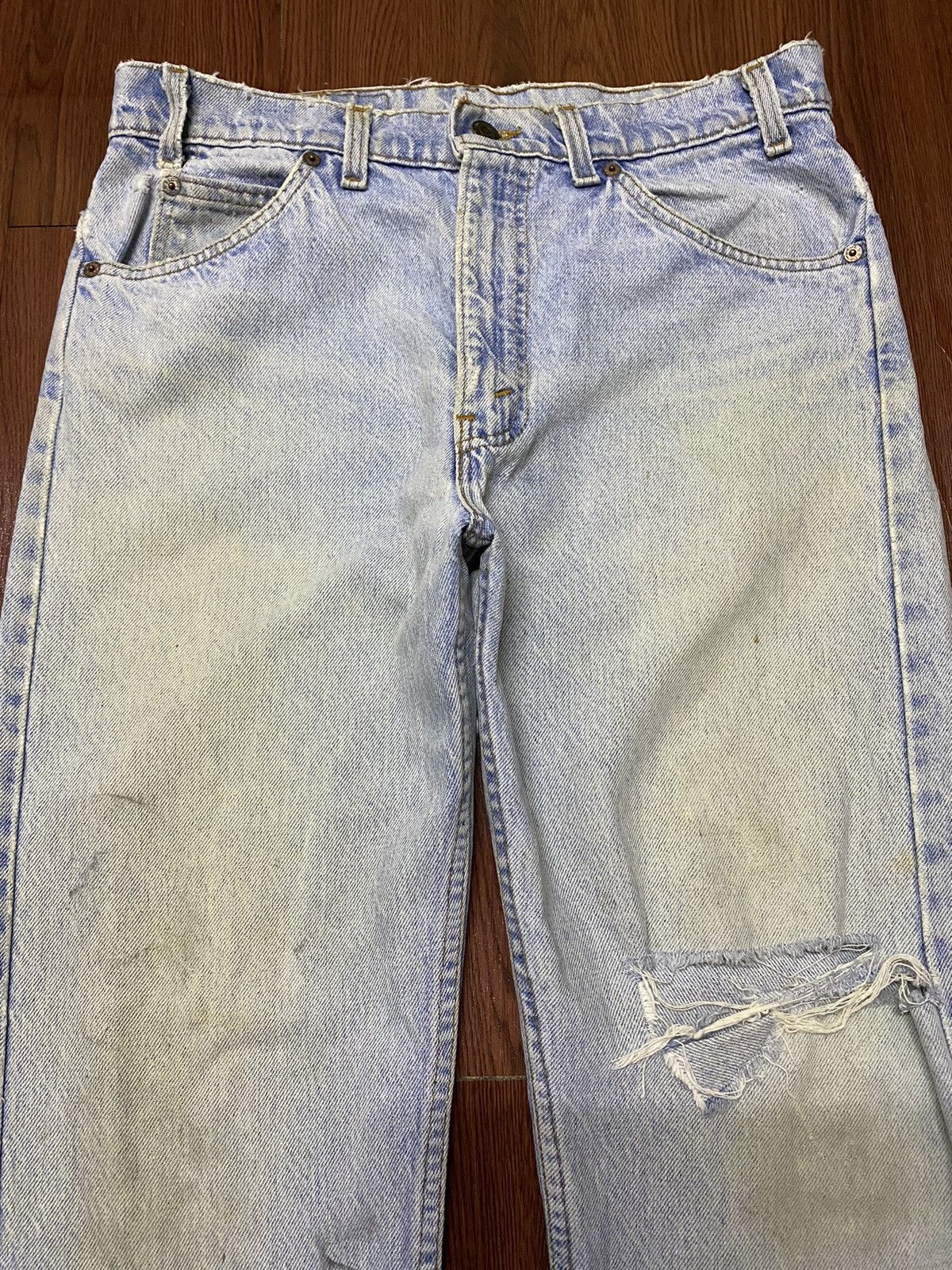Levi's Vintage Clothing Vintage Levis 80s Faded Wash Distressed Style Loose Jeans Size US 32 / EU 48 - 3 Thumbnail