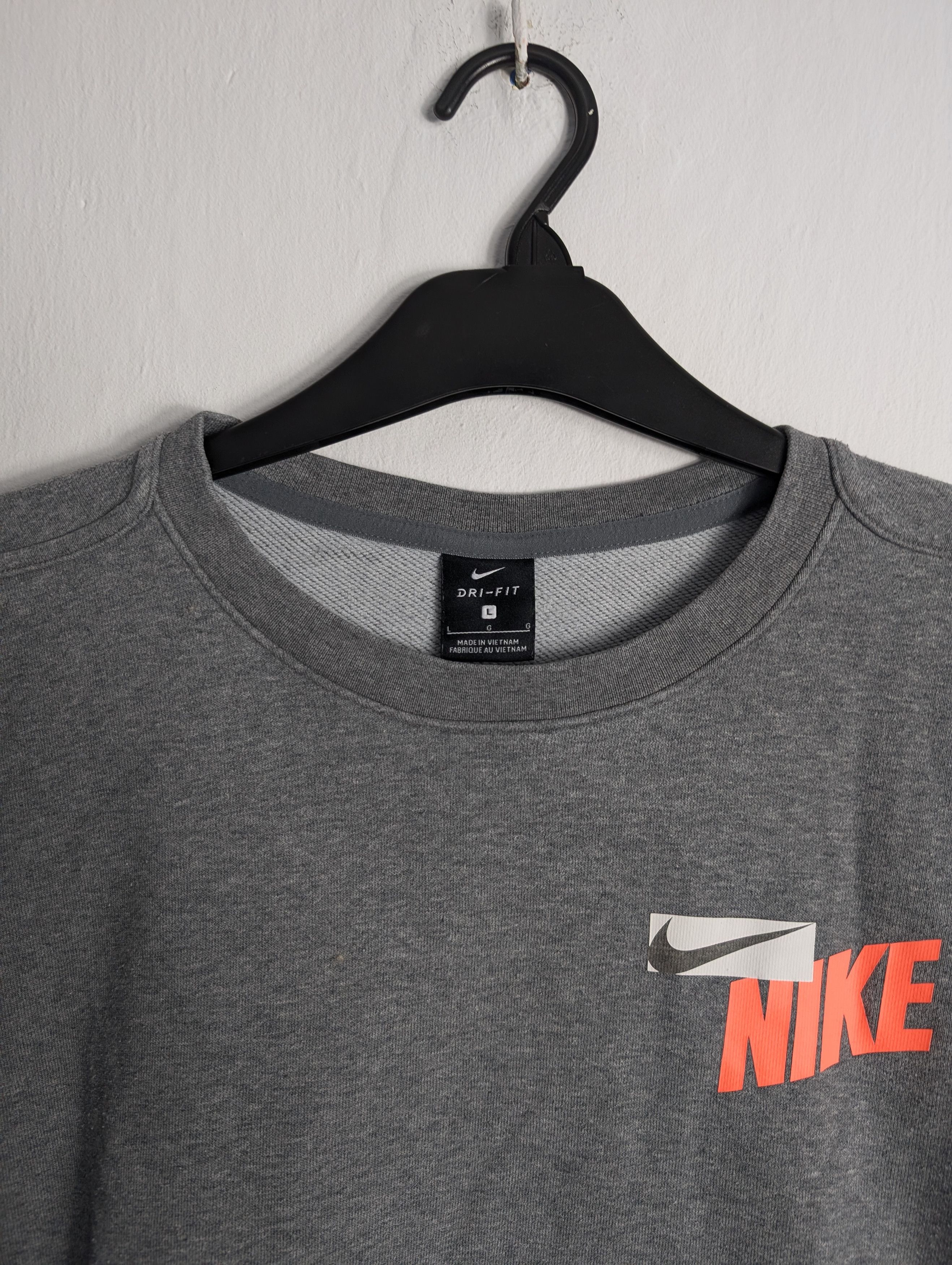 Nike Nike Wmns Dri Fit Gray Sweatshirt Sportswear Size L / US 10 / IT 46 - 3 Thumbnail