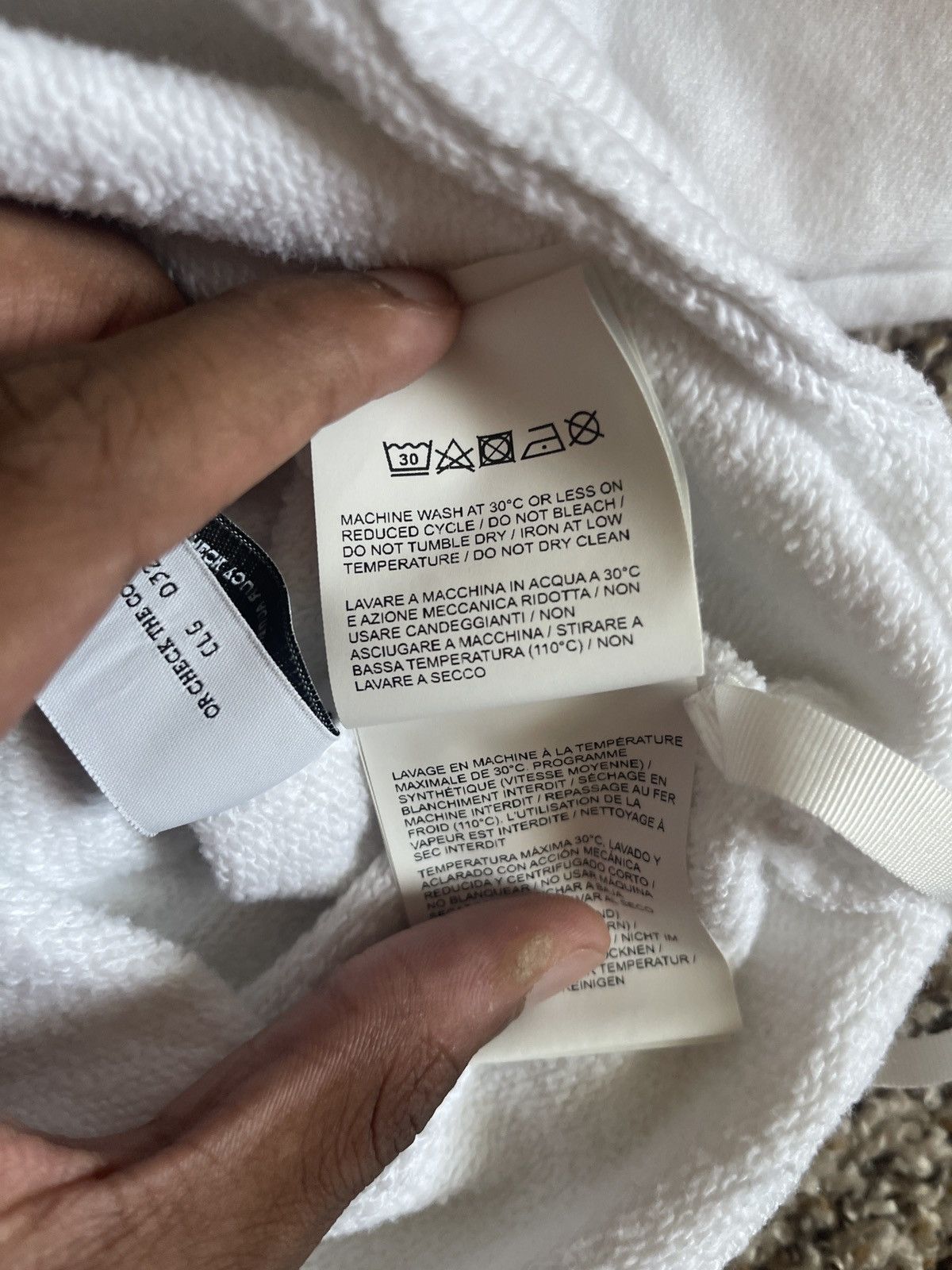 Off-White Off White Diag Helvetica Skate Long-Sleeve Tee Size US M / EU 48-50 / 2 - 10 Thumbnail
