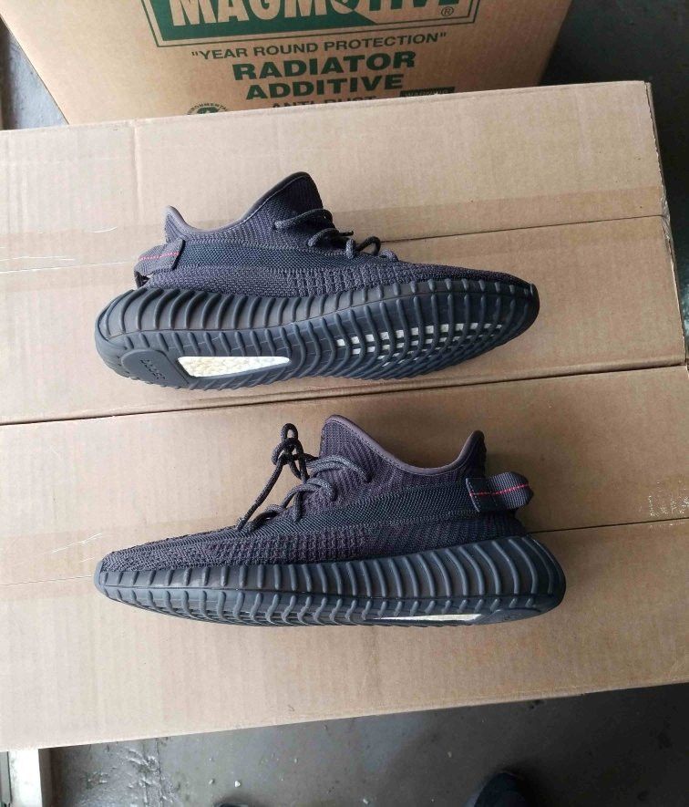 Adidas Yeezy Boost 350 V2 Black Non-Reflective