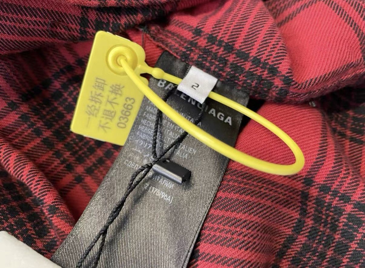 Balenciaga Balenciaga Plaid Hooded Distressed Shirt J31 Size US M / EU 48-50 / 2 - 6 Thumbnail