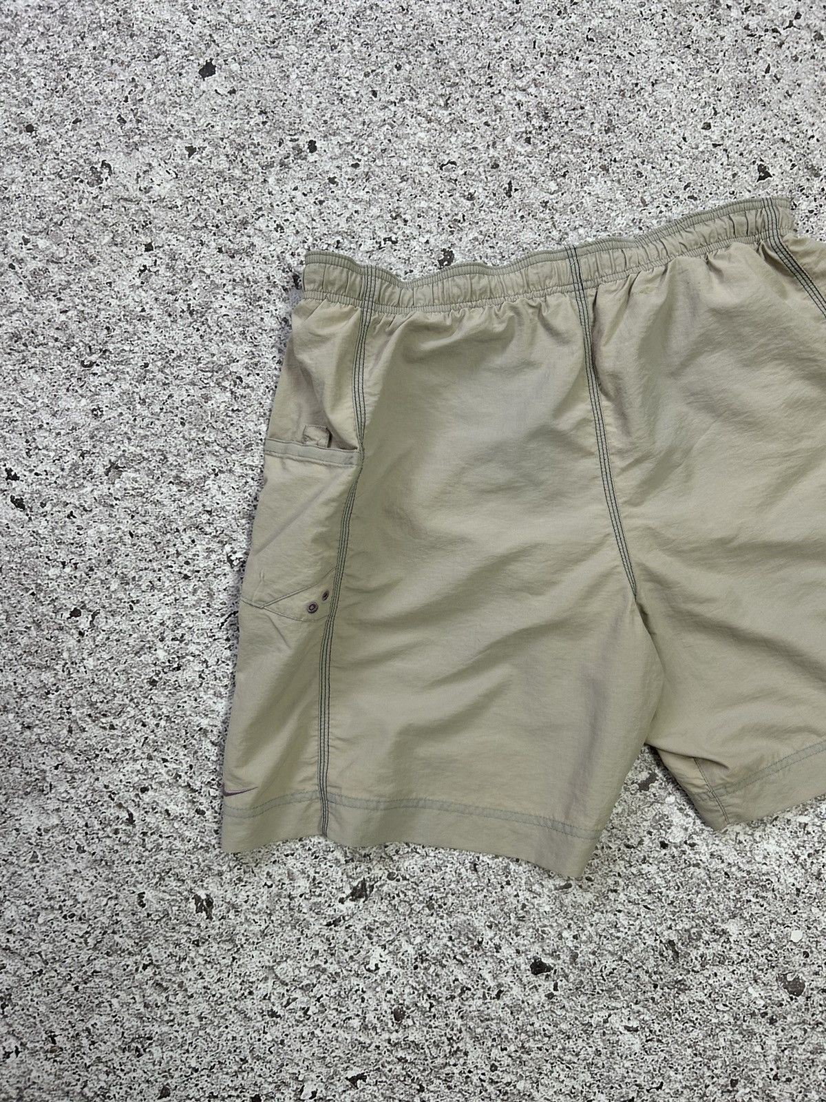 Nike × Vintage Vintage 90s Nike Retro Shorts Y2K Hype Size XL Size US 39 - 7 Thumbnail