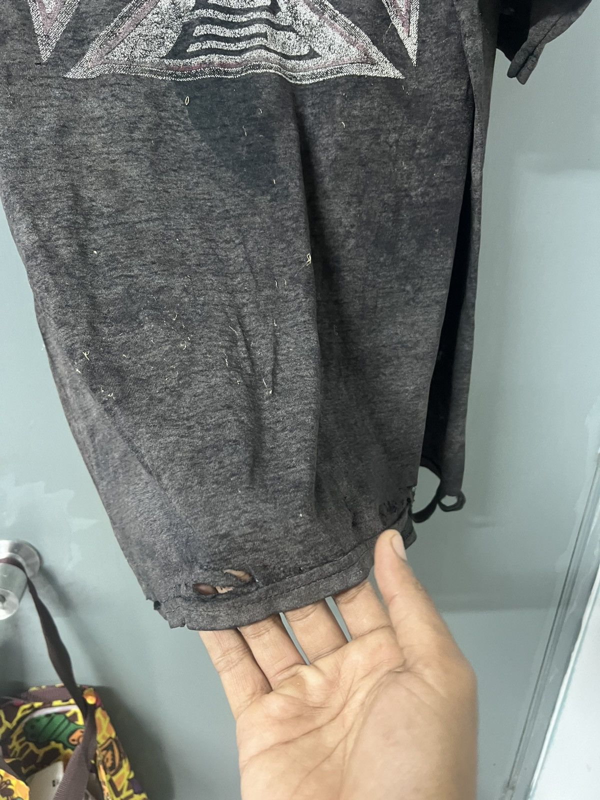 Vintage THRASHED FADED WEST BARBELL SIDE DISTRESSED BAND ERD GRUNGE Size US XXL / EU 58 / 5 - 4 Thumbnail