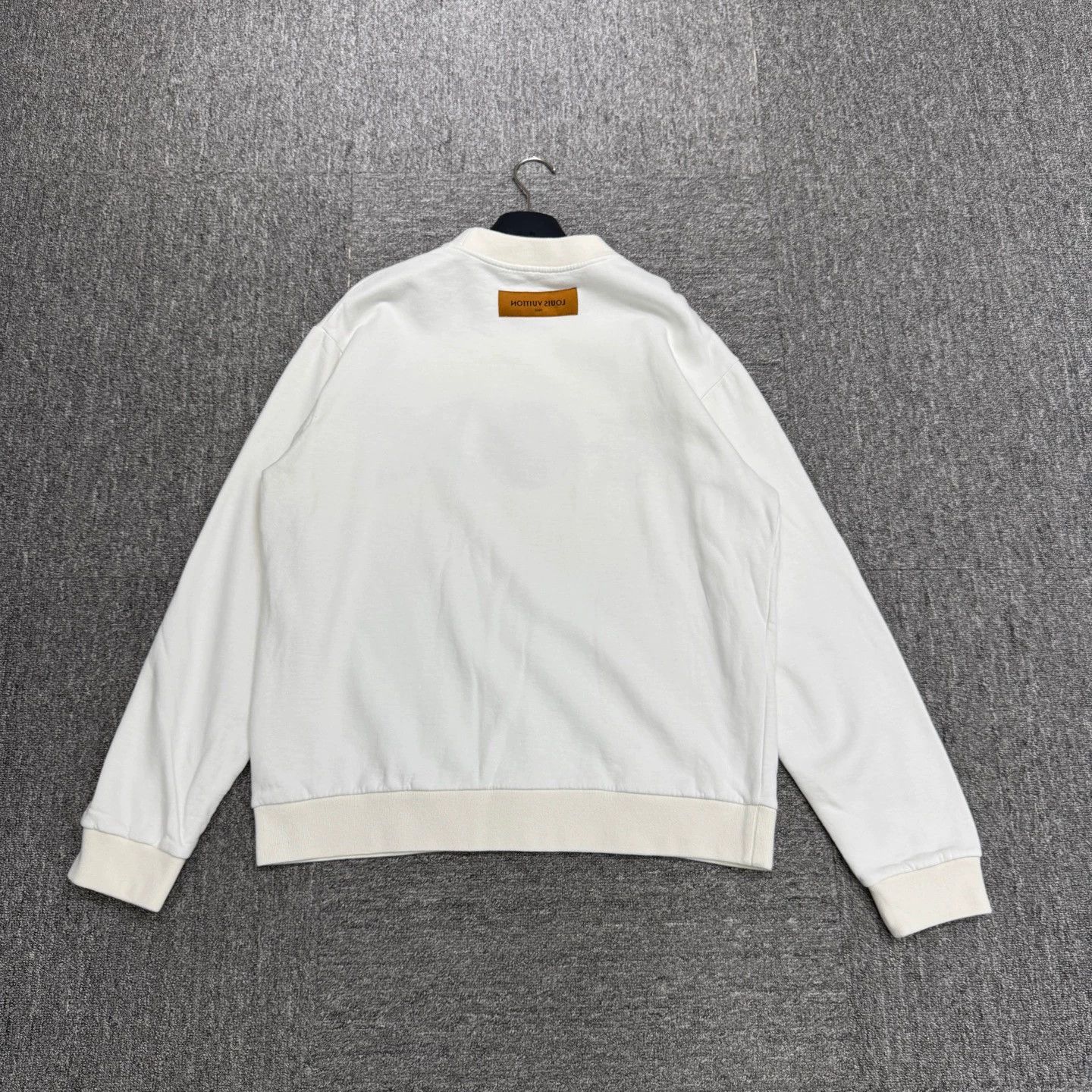 Louis Vuitton LV Embroidered Monogram Flower Sweatshirt M Size US M / EU 48-50 / 2 - 5 Thumbnail