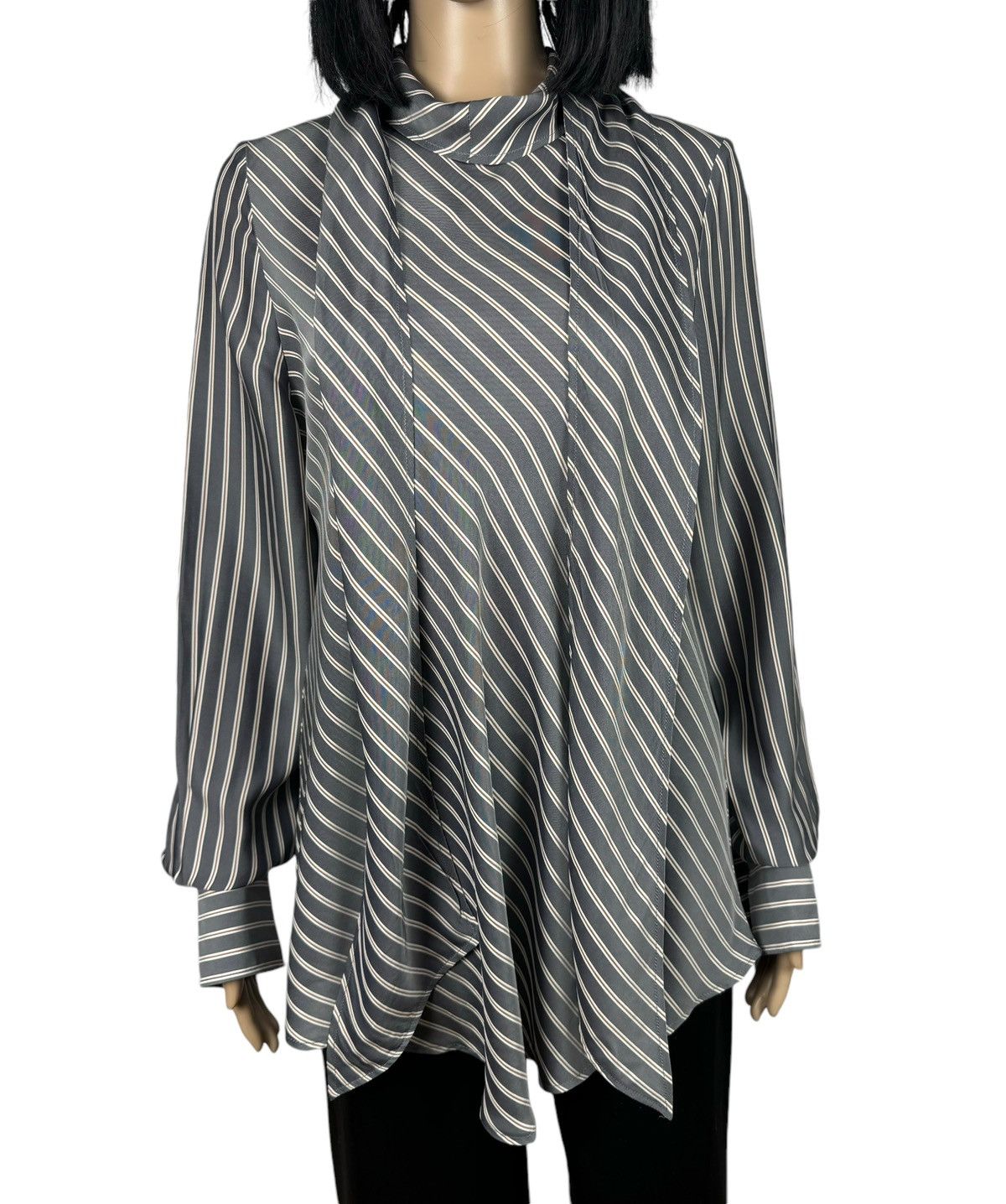 See by Chloe See by Chloe Striped Ascot Tie Blouse Viscose size 42 Size M / US 6-8 / IT 42-44 - 2 Thumbnail
