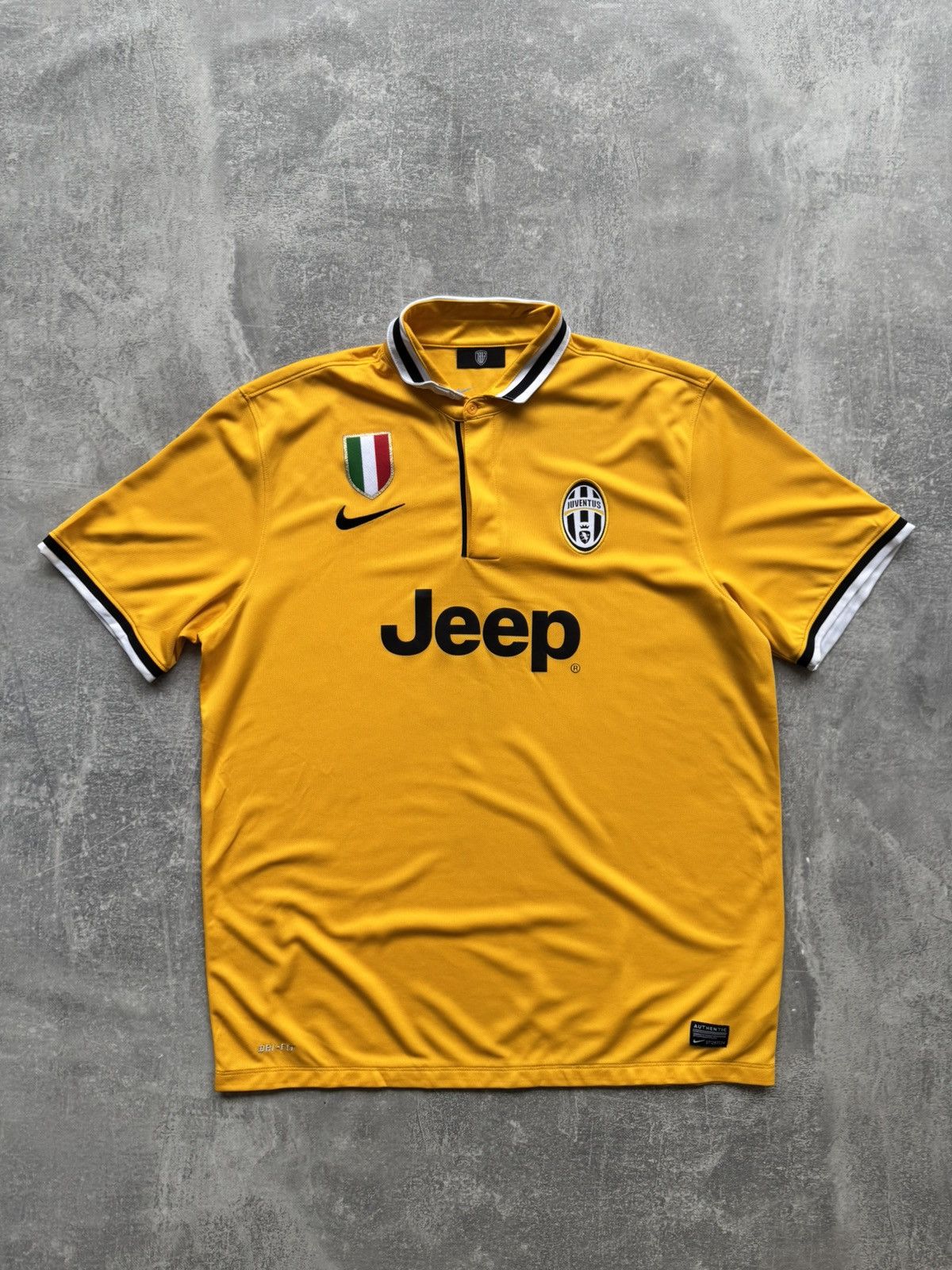 Nike JUVENTUS 2013 2014 AWAY FOOTBALL SHIRT SOCCER JERSEY Size US XL / EU 56 / 4 - 1 Thumbnail