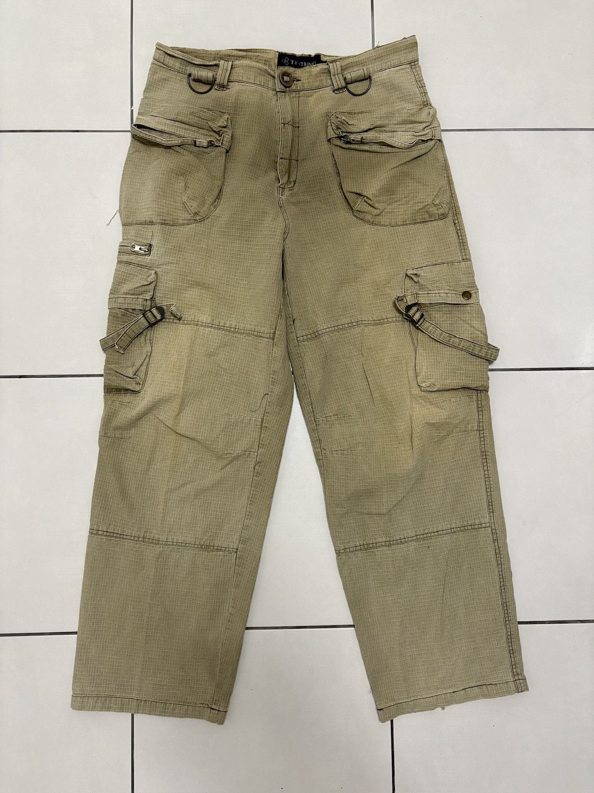 Japanese Brand Vintage Techno Cargo Bondage Pants Size US 34 / EU 50 - 1 Thumbnail