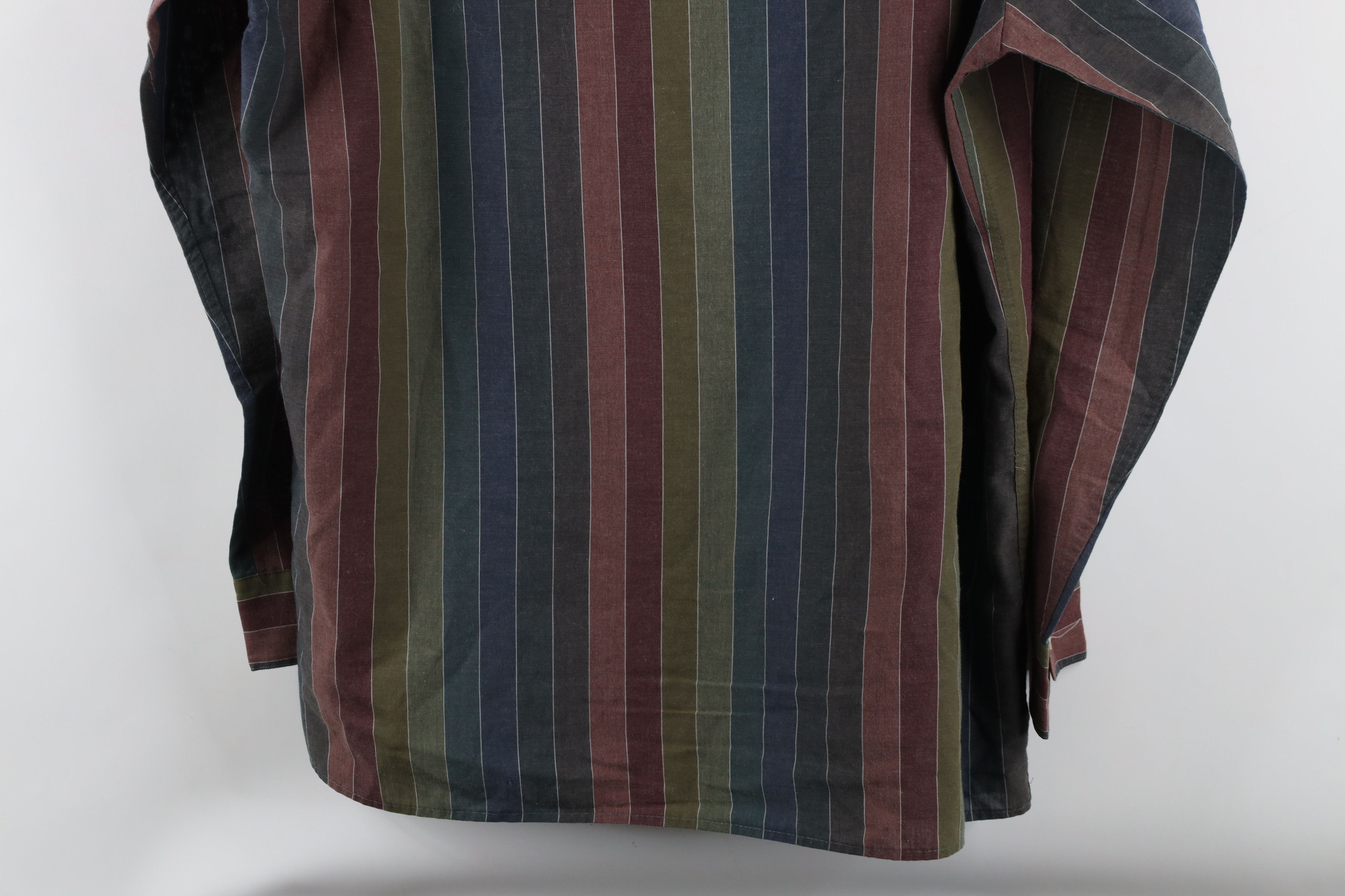 Vintage Vintage 90s Streetwear Rainbow Striped Collared Button Shirt Size US M / EU 48-50 / 2 - 9 Thumbnail