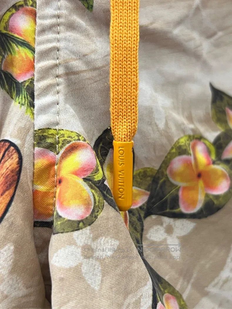 Louis Vuitton Louis Vuitton size m Floral presbyopic shorts Size US 28 / EU 44 - 5 Thumbnail