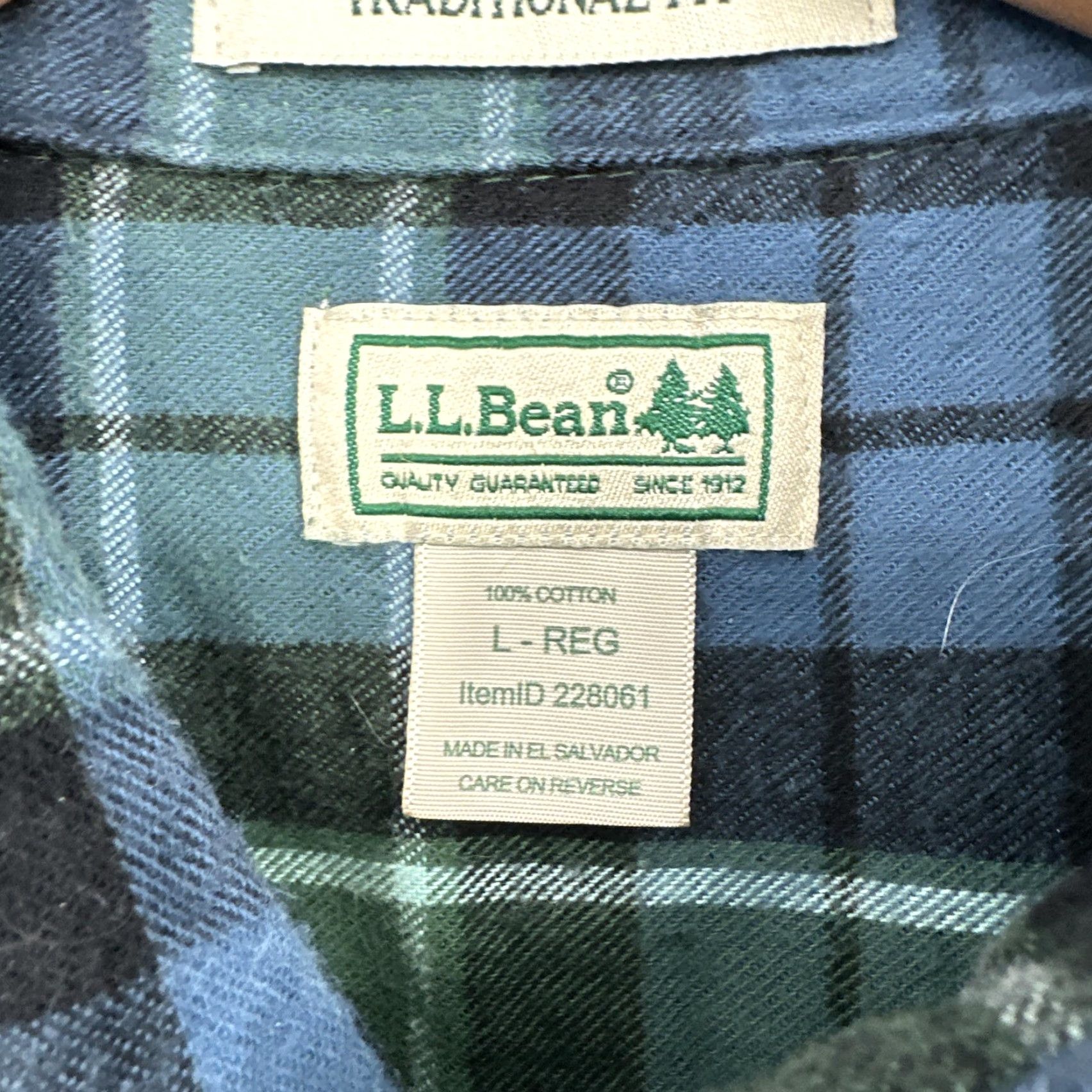 Vintage LL Bean Shirt Mens Large Blue Plaid Flannel Traditional Fit Button Front Lot 2 Size US L / EU 52-54 / 3 - 4 Thumbnail
