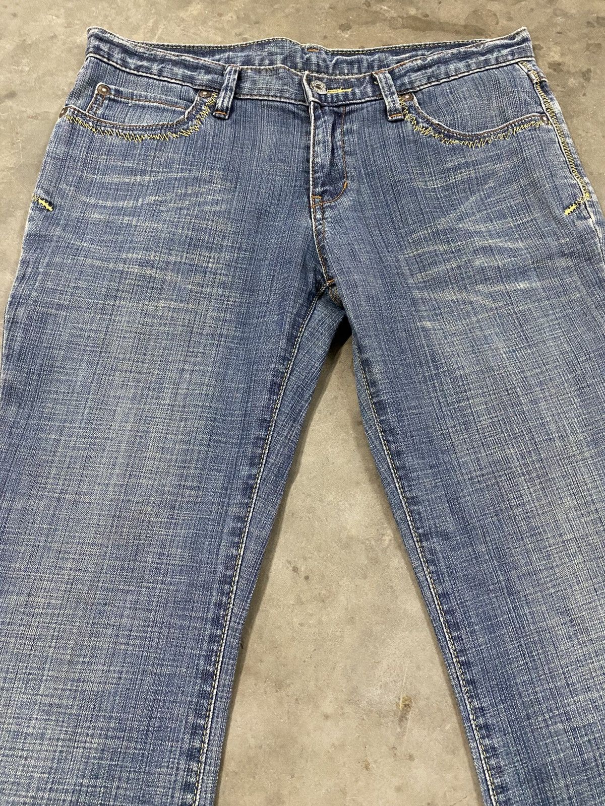 Uniqlo Flare Jeans Vintage Uniqlo Blue Stretch Denim @290 Size US 30 / EU 46 - 5 Thumbnail