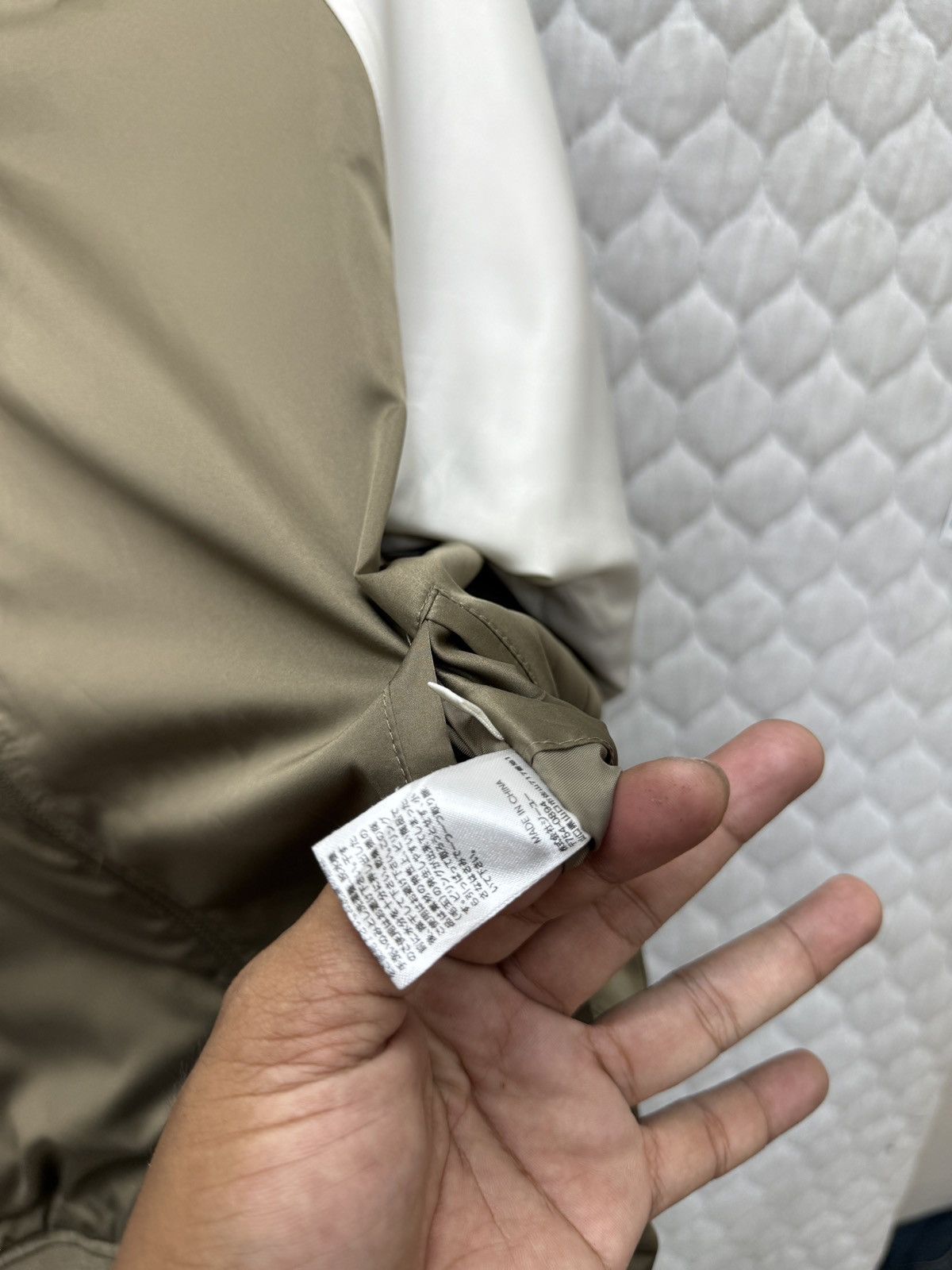 GU 💥💥🔥STEALS GU REVERSIBLE BOMBER JACKET Size US M / EU 48-50 / 2 - 7 Thumbnail
