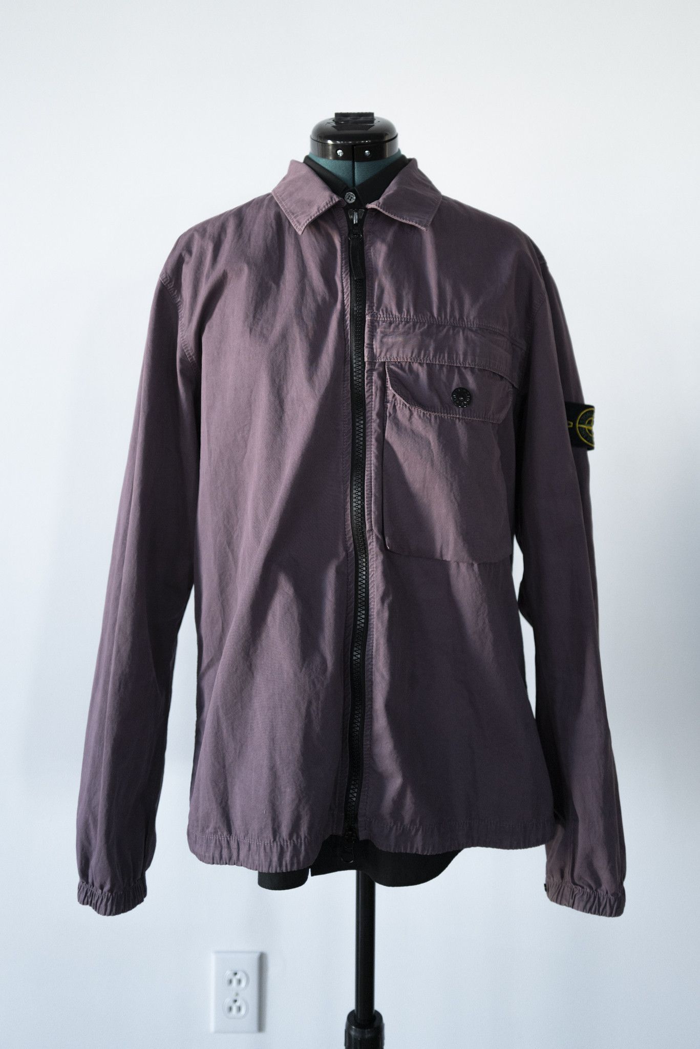 Stone Island Stone Island Garment Dyed Overshirt Plum sz. L Size US L / EU 52-54 / 3 - 1 Thumbnail