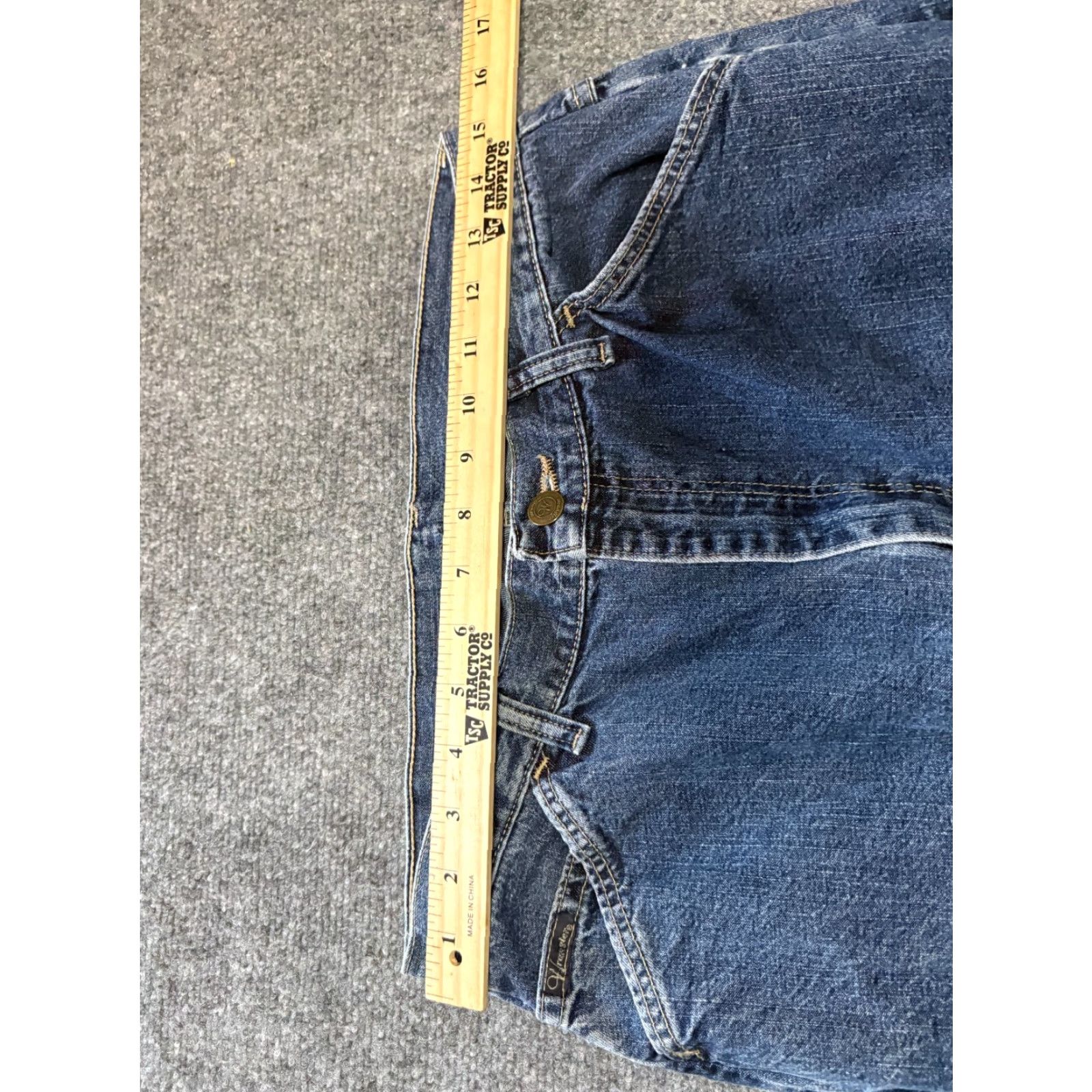 Wrangler Wrangler Jeans Mens 30 x 30 Blue Denim Straight Regular Inseam 30 Relaxed Cowboy USA Modern Style Jeans Mens Size US 30 / EU 46 - 3 Thumbnail