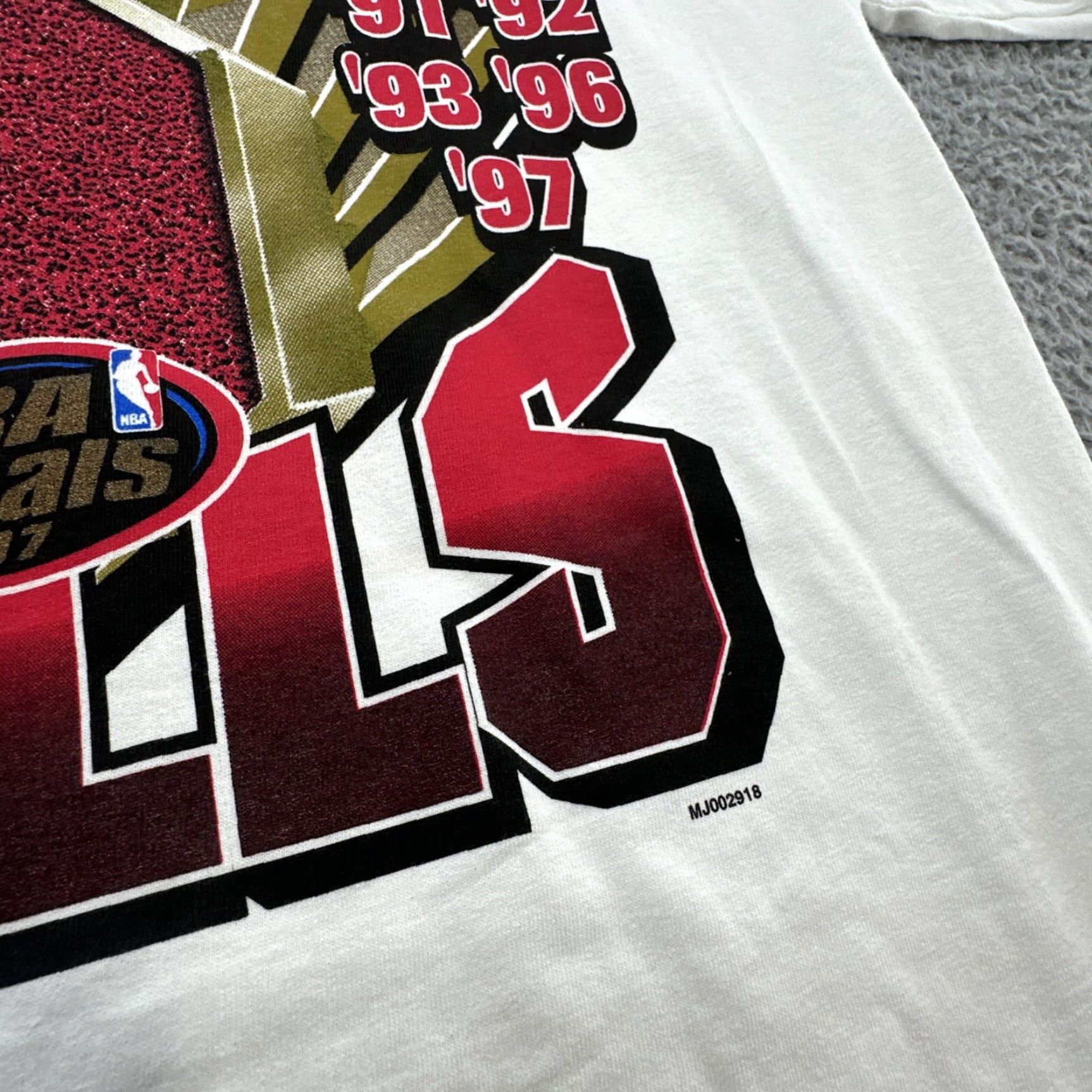 Vintage VINTAGE Chicago Bulls 1997 NBA Finals T-Shirt XL 5 Time Champions Nike Shirt Mens Size US XL / EU 56 / 4 - 4 Thumbnail