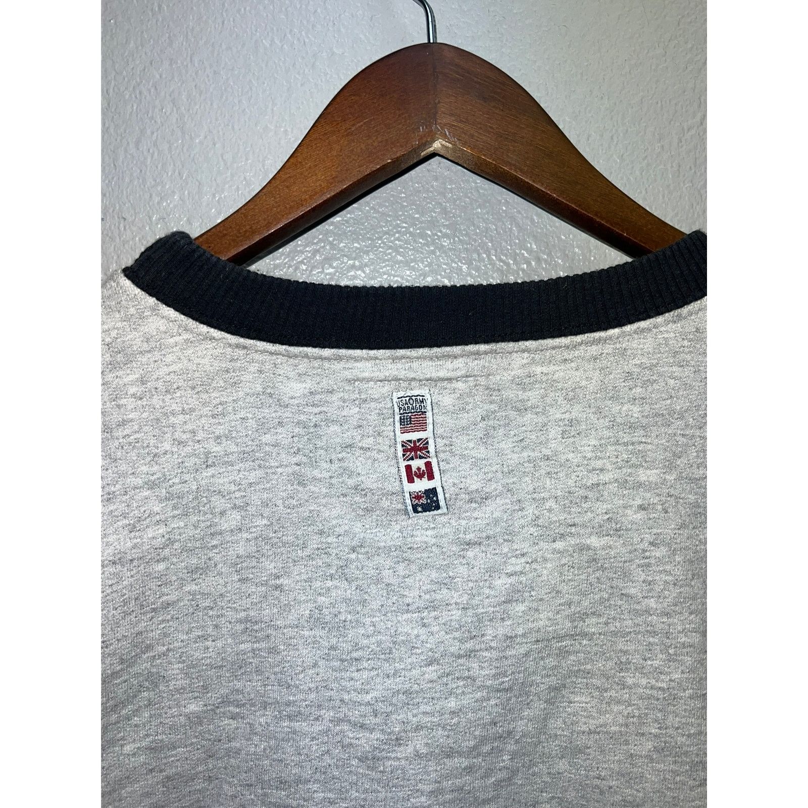 Vintage Vintage US Army Paragon Sweatshirt Military Outpost VTG 90s Size US L / EU 52-54 / 3 - 10 Thumbnail