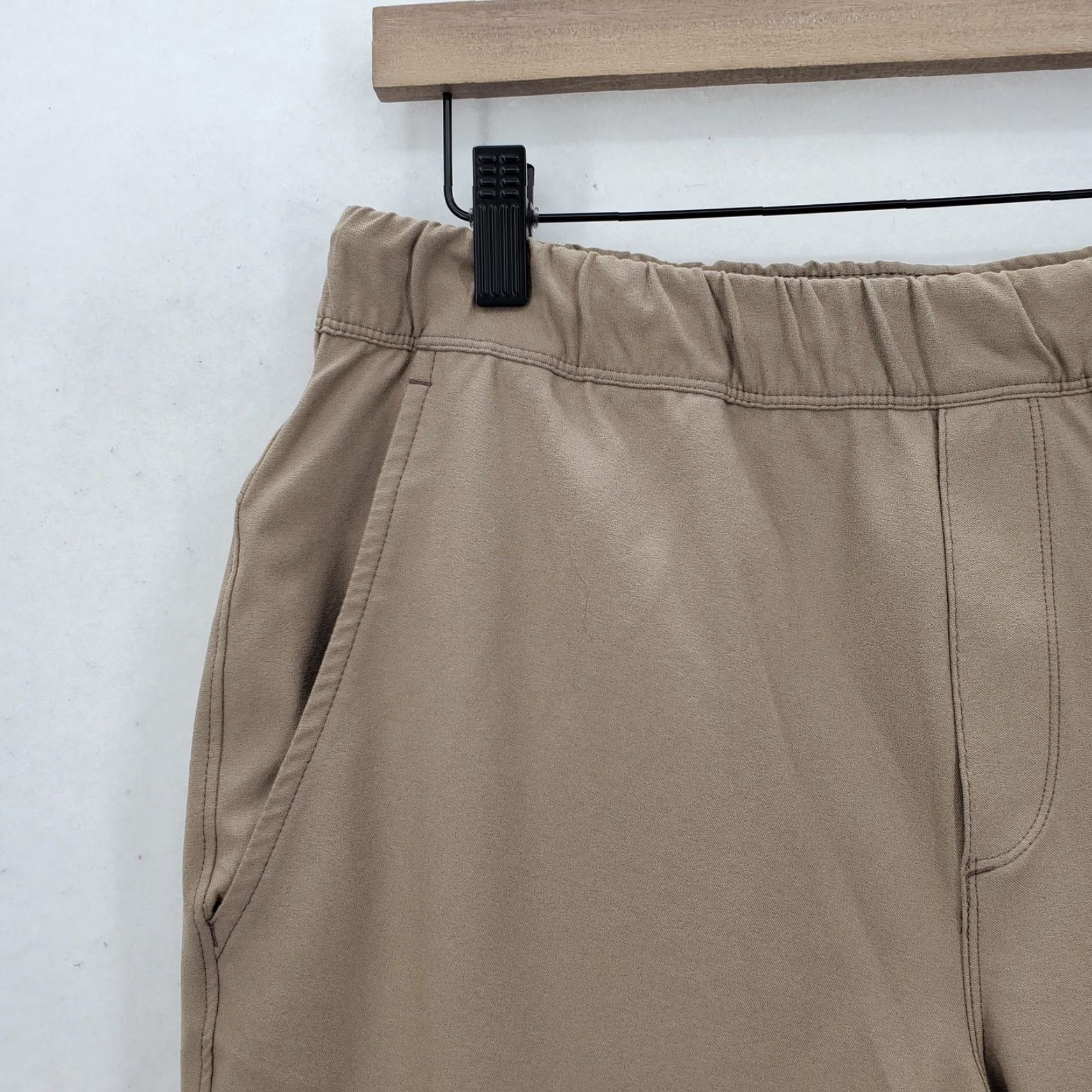 Vintage Backcountry Jogger Pants Mens S Khaki Elastic Cuffs Zip Pocket Size US 29 - 3 Thumbnail