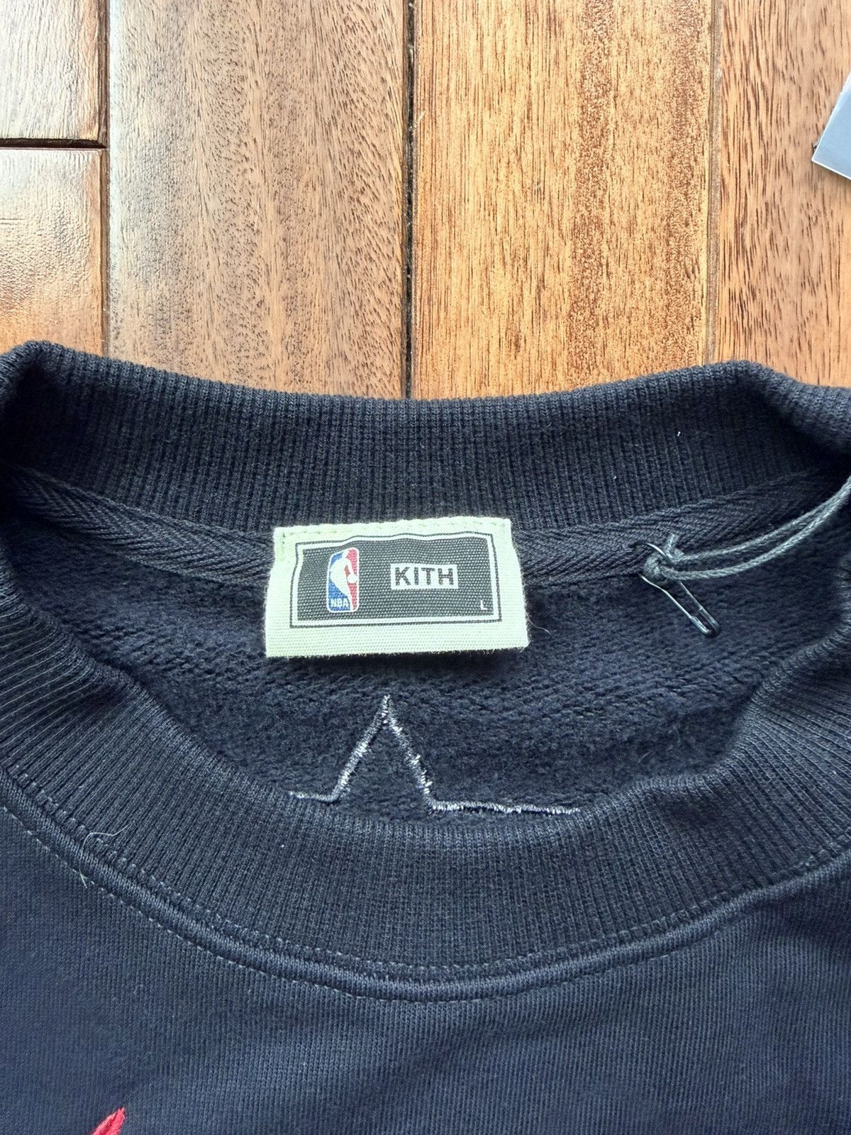 Kith × NBA Kith NBA All-Star Philadelphia 76ers Nelson Crewneck - Black Size US L / EU 52-54 / 3 - 3 Thumbnail
