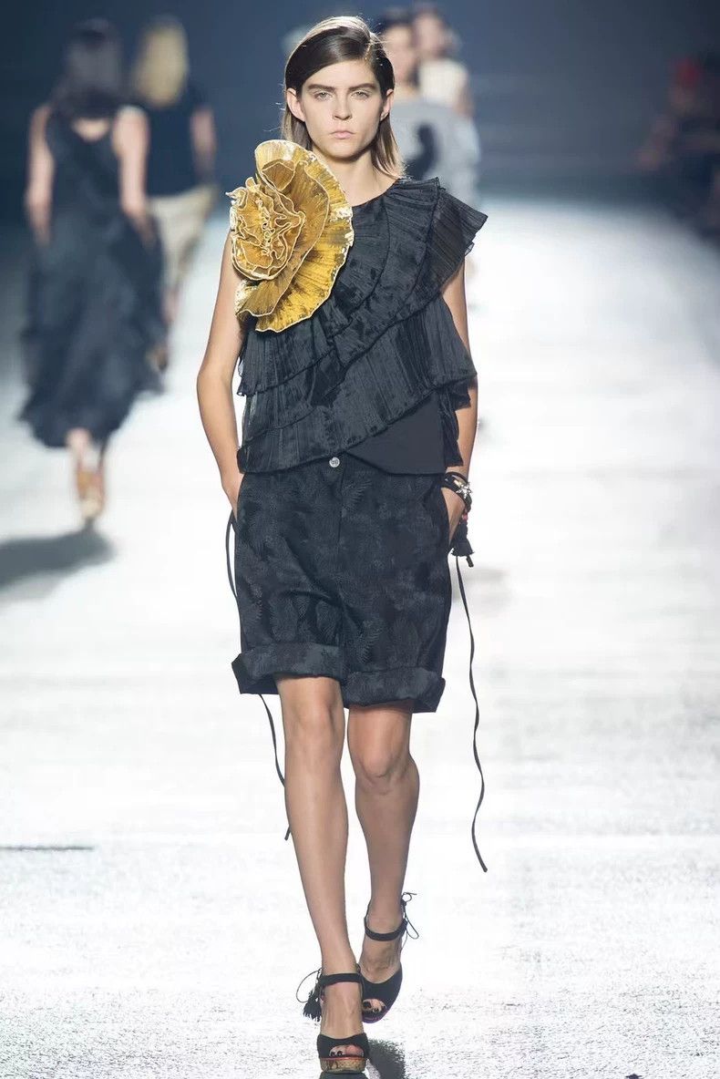 Dries Van Noten dries van noten size:38 Pleated floral top vest 2505-Nexta Size XS / US 0-2 / IT 36-38 - 2 Thumbnail