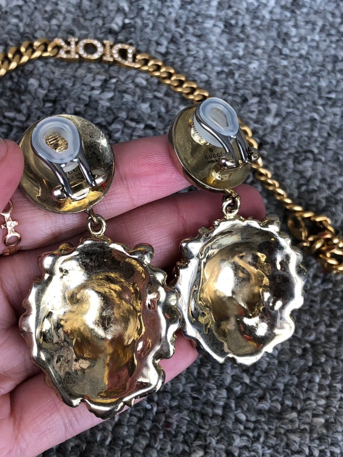 Gucci Runway lion head ear clip Size ONE SIZE - 4 Thumbnail