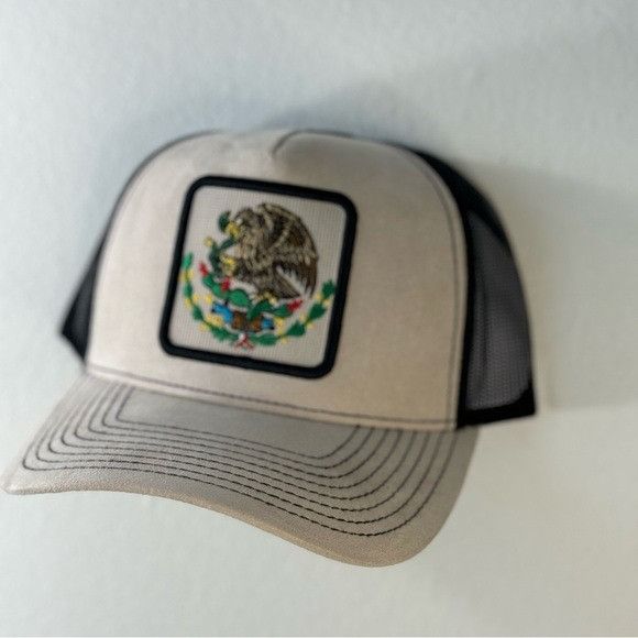 Designer NEW MEXICO SEAL PATCH CREAM SEUDE TRUCKER MESH CAP HAT Size ONE SIZE - 4 Thumbnail