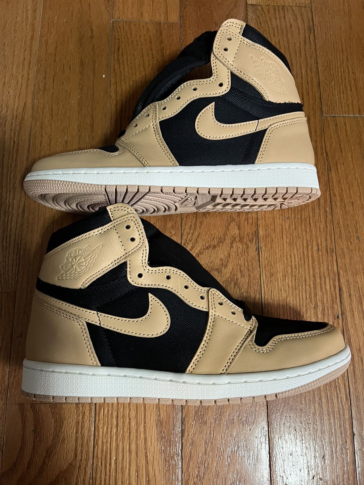 Jordan 1 Retro High OG ‘Heirloom’ DS