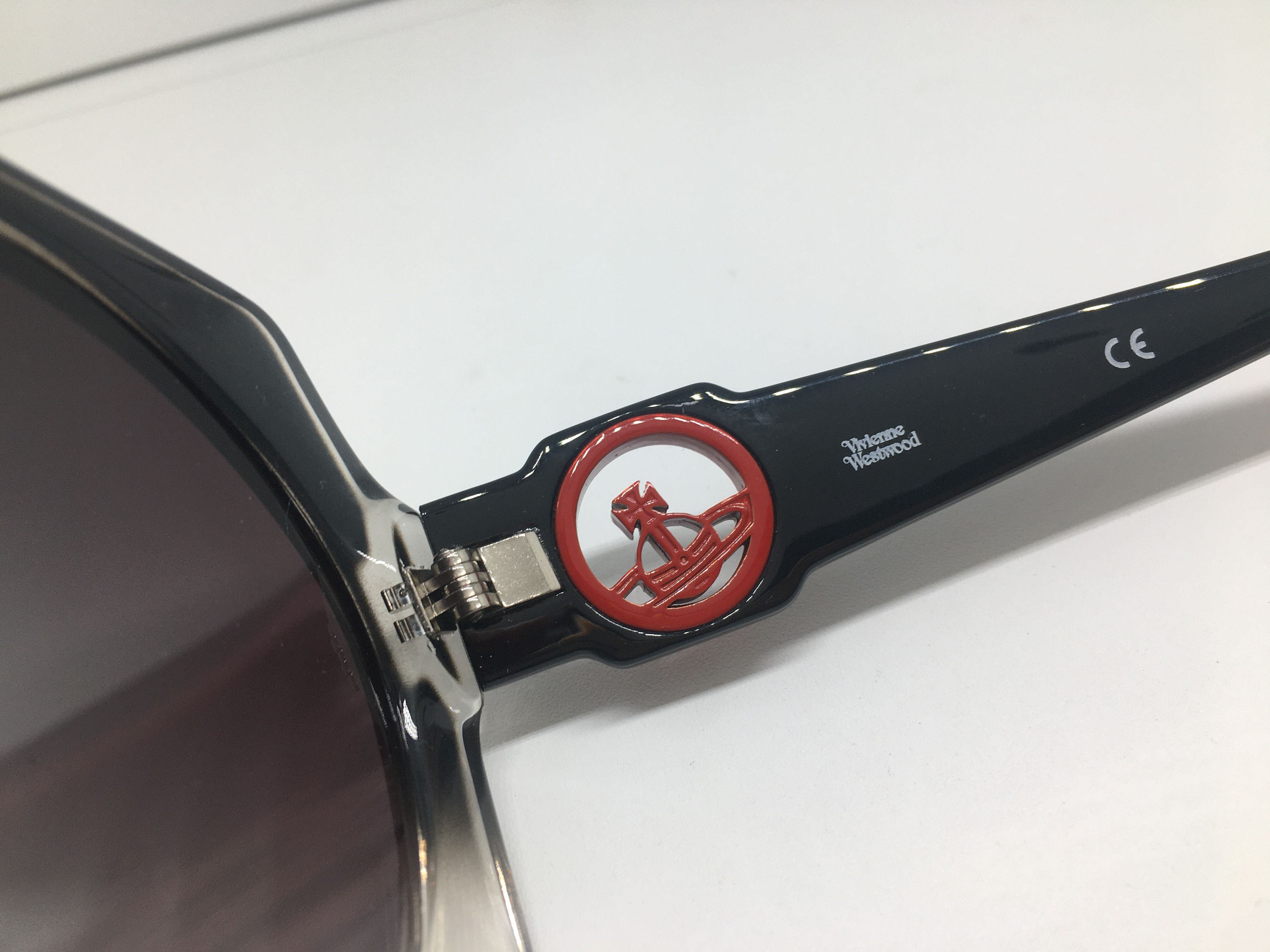 Vivienne Westwood Vivienne Westwood VW77702 Woman Sunglasses Frame Size ONE SIZE - 4 Thumbnail