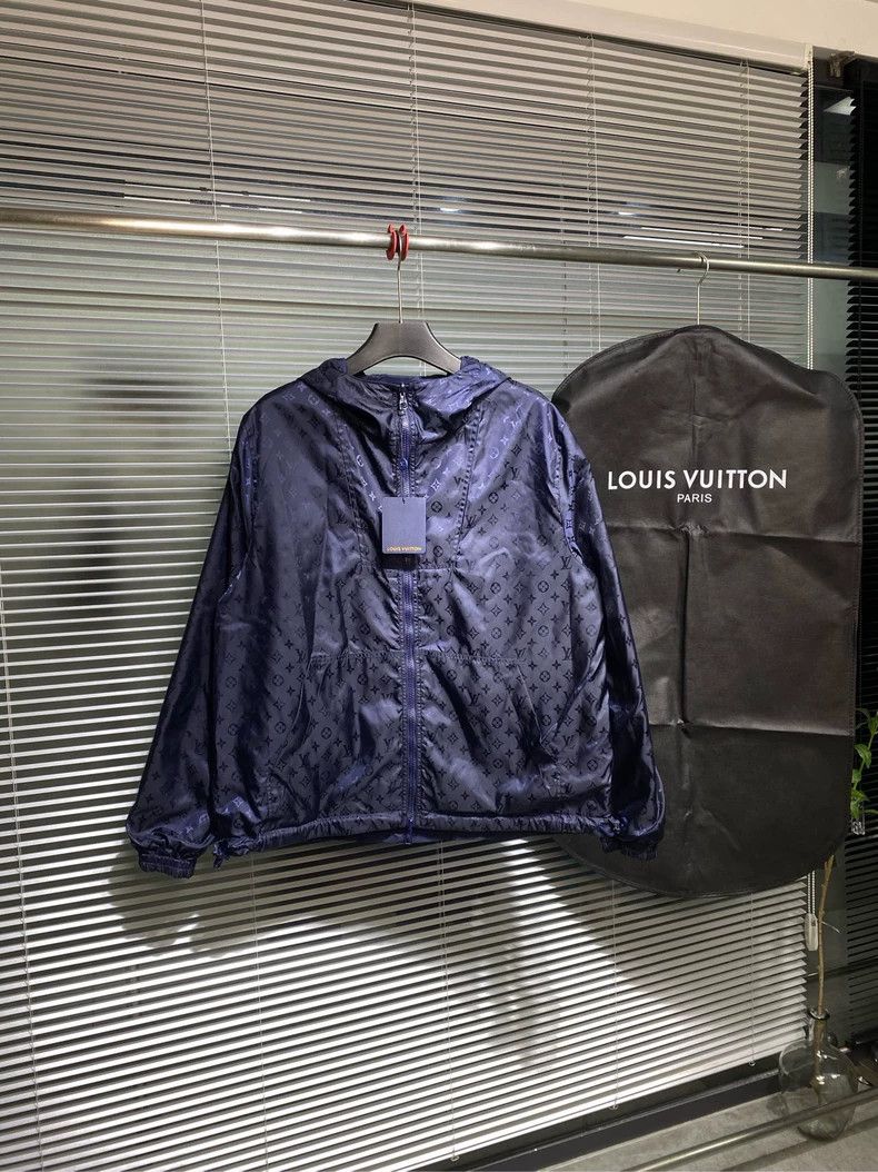 Louis Vuitton LOUIS VUITTON Reversible jacket 2504-Nextarrow Size US L / EU 52-54 / 3 - 1 Thumbnail