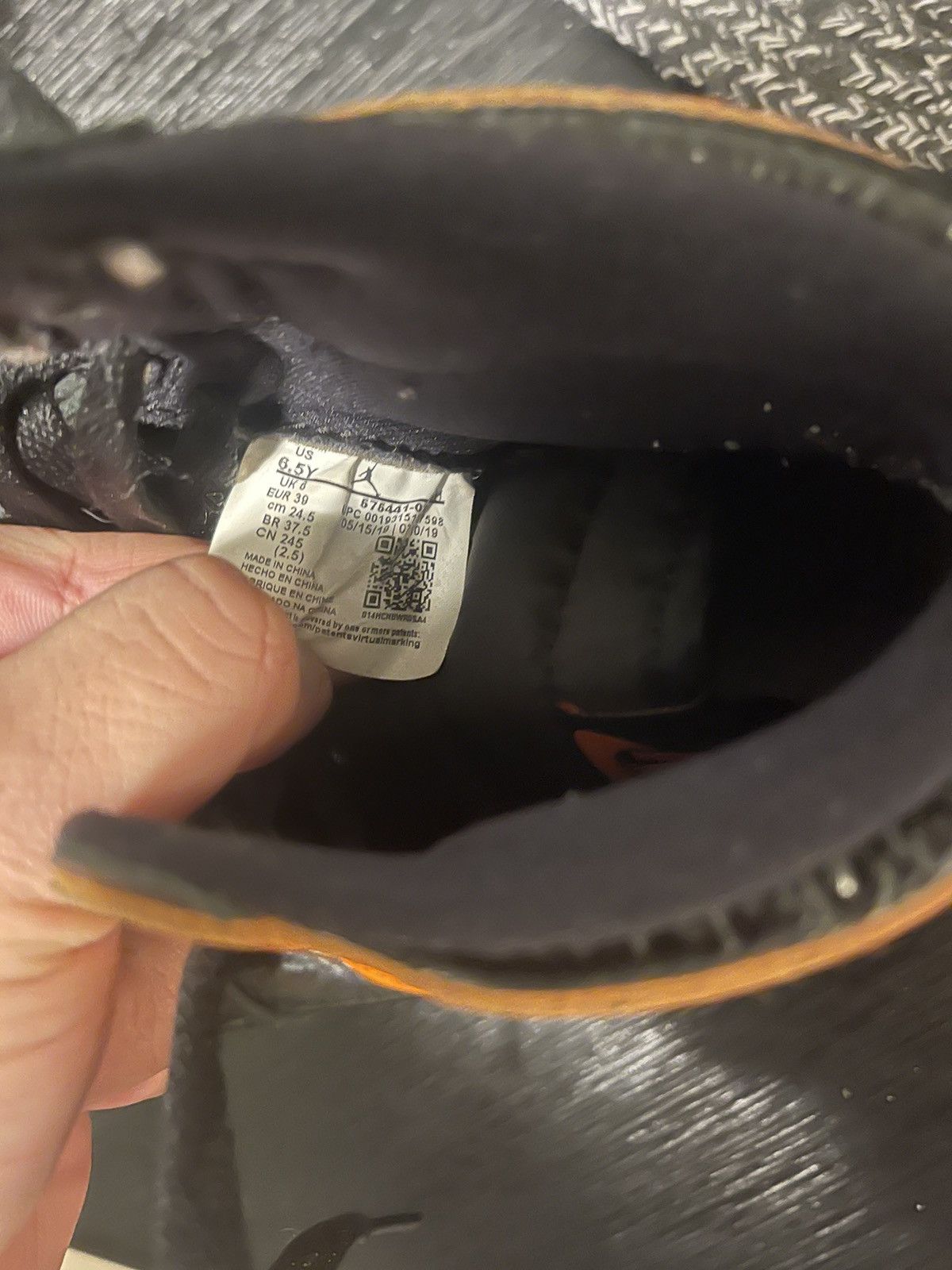 Jordan Brand Jordan shattered 1s Size US 6.5 / EU 39-40 - 2 Thumbnail