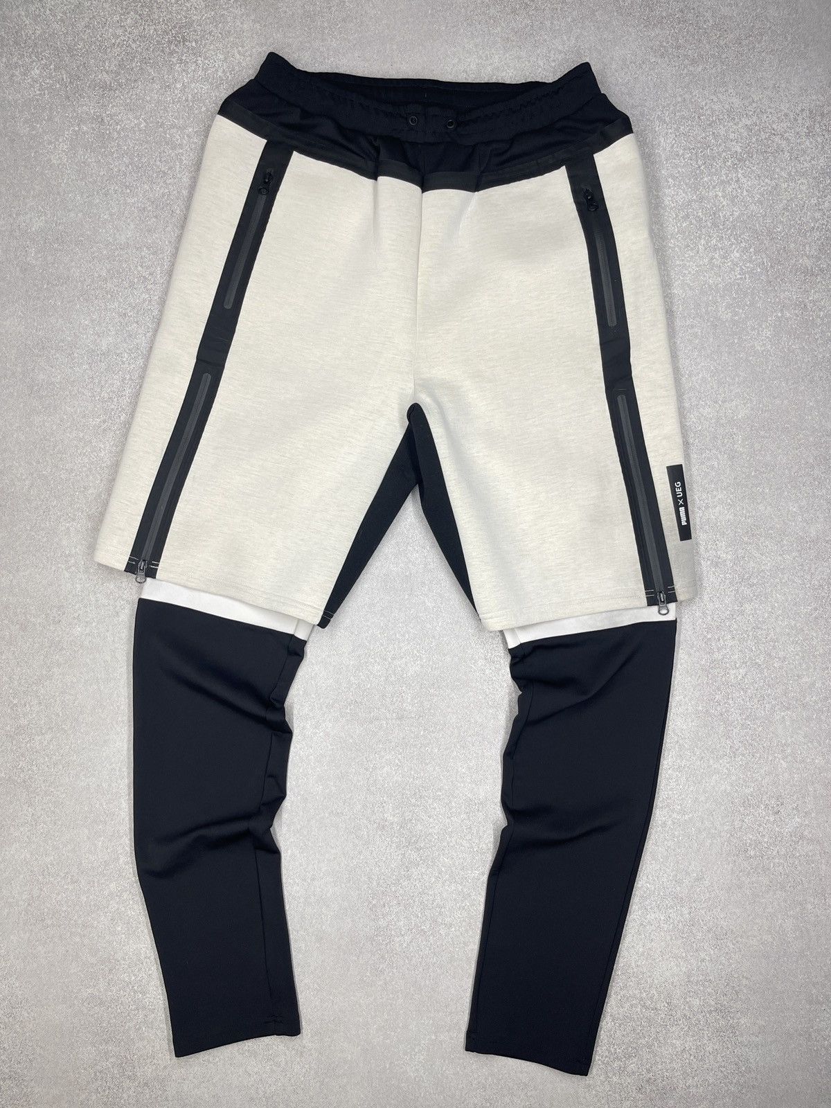 PUMA×UEG SHORTS AND LEGGINGS      UNISEX Puma Mens Puma x UEG Sweatshorts 2 in 1 and Leggings Mars