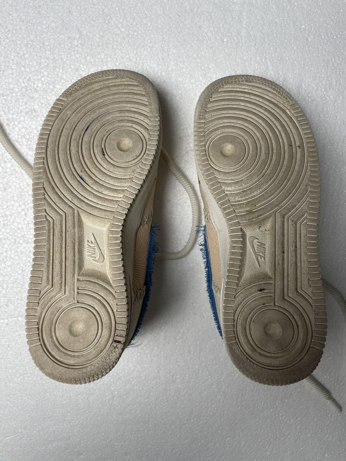 Nike Nike Air Force 1 '07 LA Flea 40th Anniversary Edition Size 7 Size US 7 / IT 37 - 4 Thumbnail