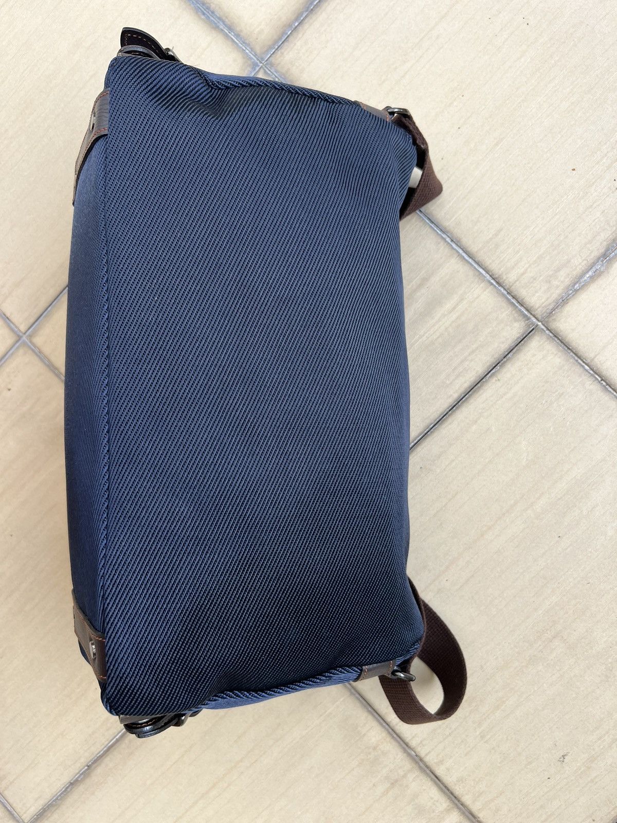 Japanese Brand Lin-ku Japan Hybrid Messenger Bag Size ONE SIZE - 16 Thumbnail