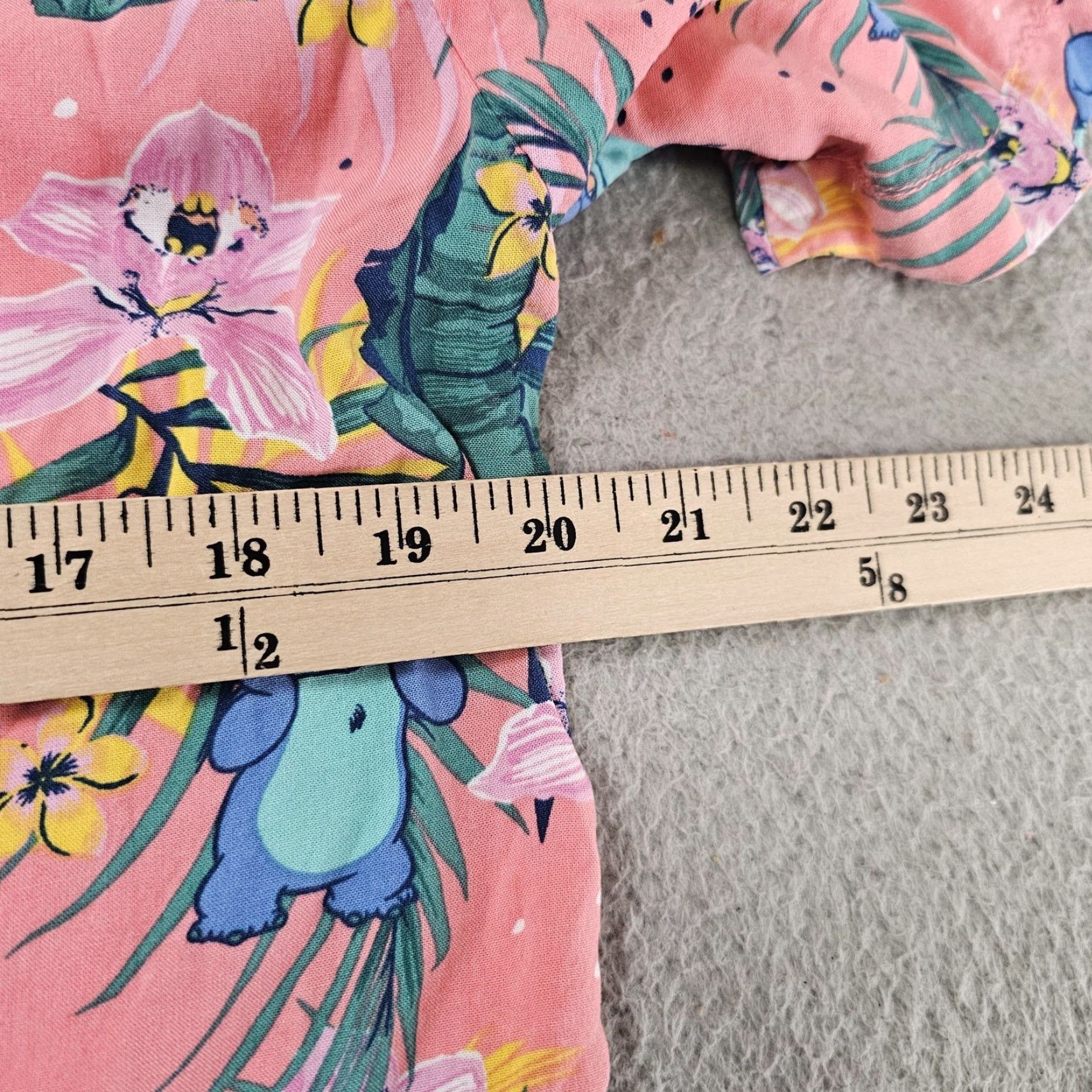 Disney Disney Stitch Shirt Mens Medium Pink Hawaiian Button Up Short Sleeve Tropical Size US M / EU 48-50 / 2 - 6 Thumbnail