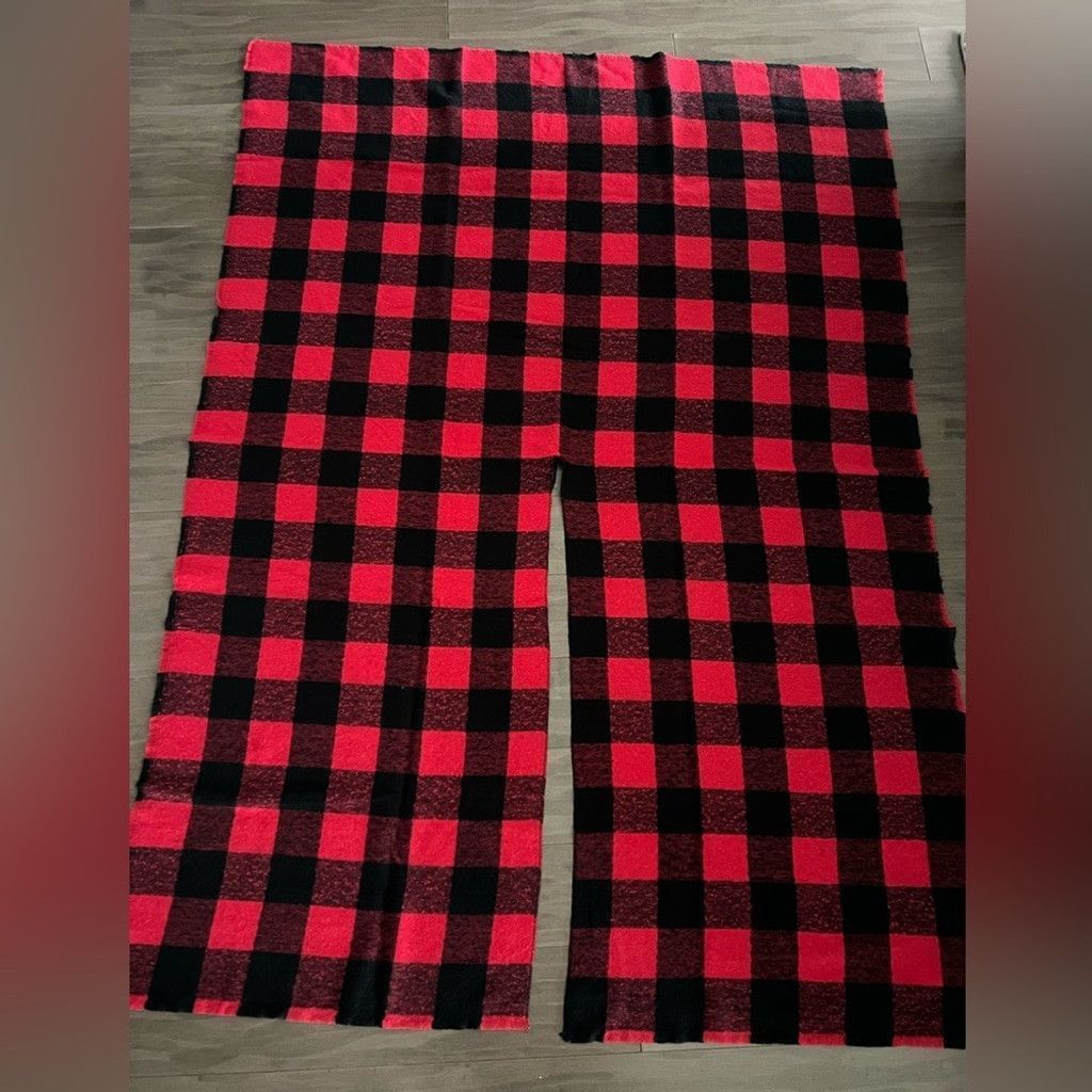 Old Navy Old Navy Plaid red black shawl poncho Size ONE SIZE - 3 Thumbnail