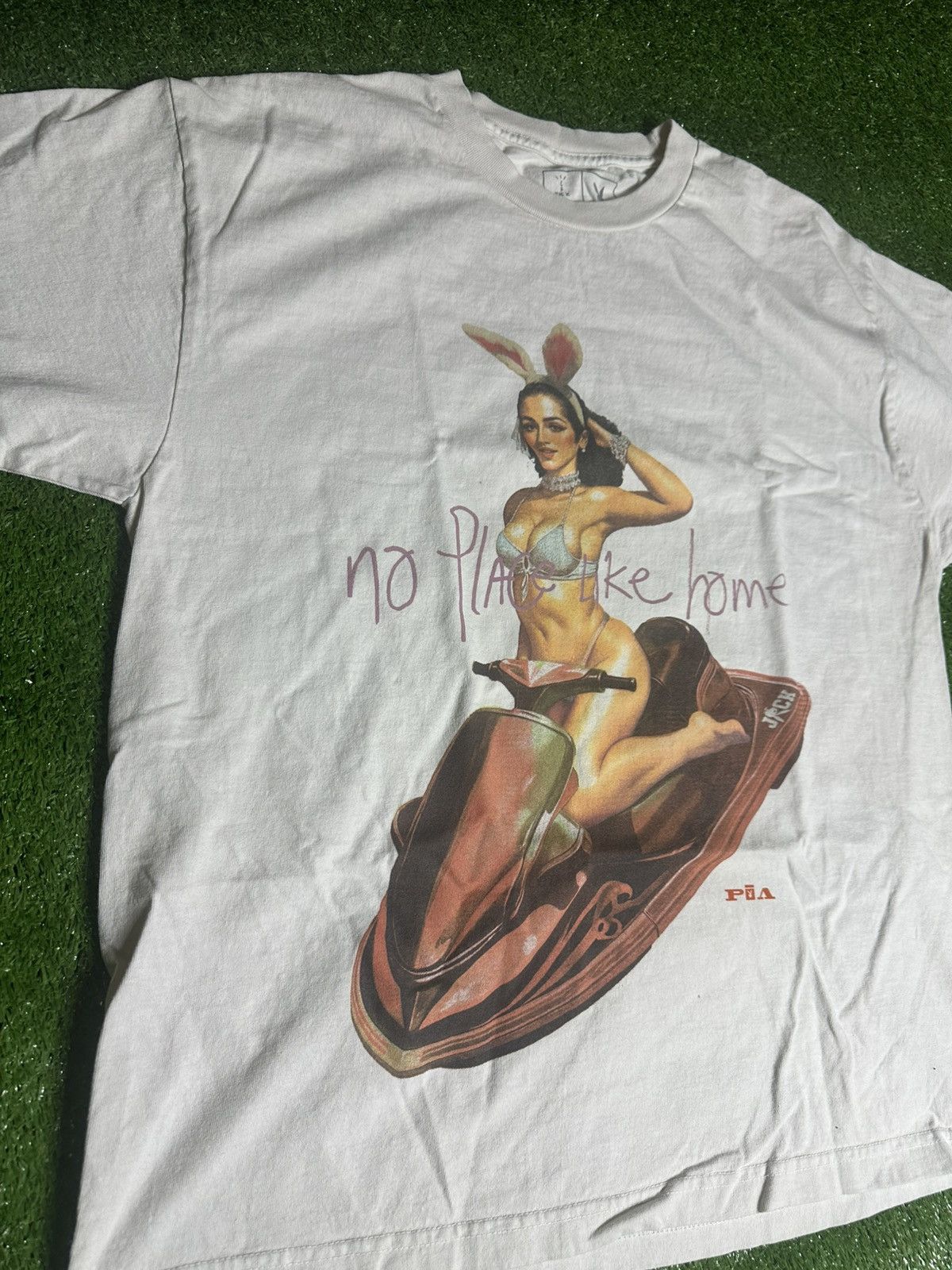 Travis Scott Travis Scott X Playboy Tee complexcon release Size US L / EU 52-54 / 3 - 2 Thumbnail