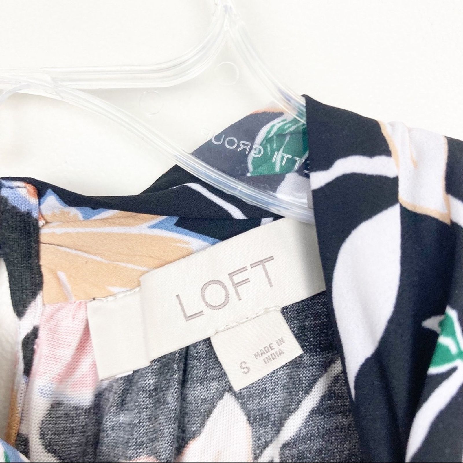 Loft Loft Floral High Neck Sleeveless Blouse Sz S Size S / US 4 / IT 40 - 3 Thumbnail