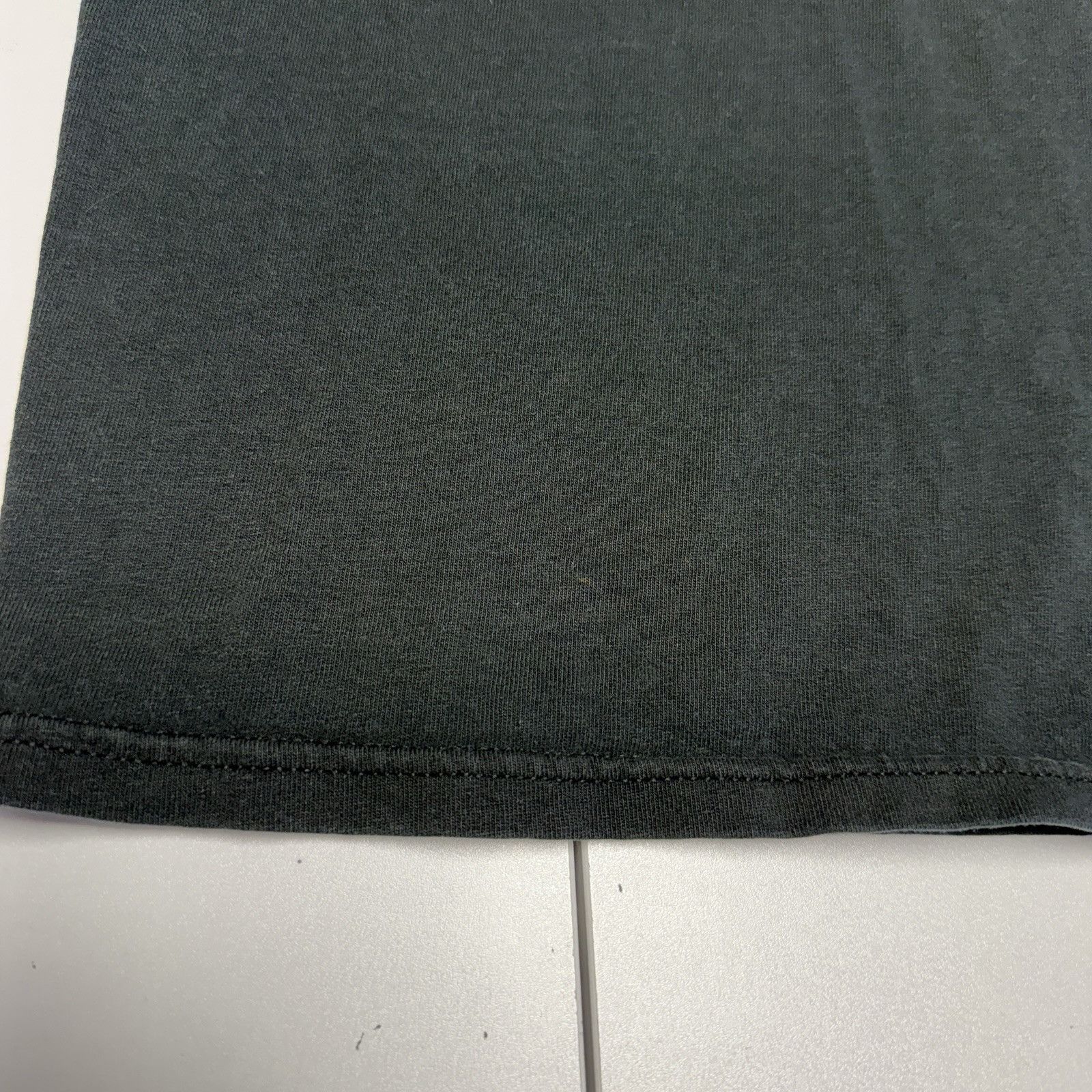 Vintage Vintage Taser T Shirt Mens XL 23.5x29 Black Short Sleeve Size US XL / EU 56 / 4 - 7 Thumbnail