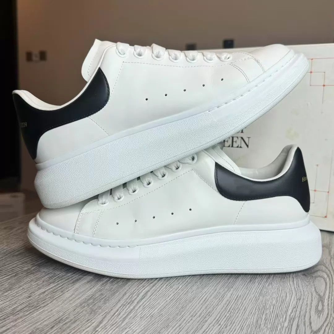Alexander McQueen Alexander McQueen EUR 42 black Worn once Box accs Size US 9 / EU 42 - 3 Thumbnail
