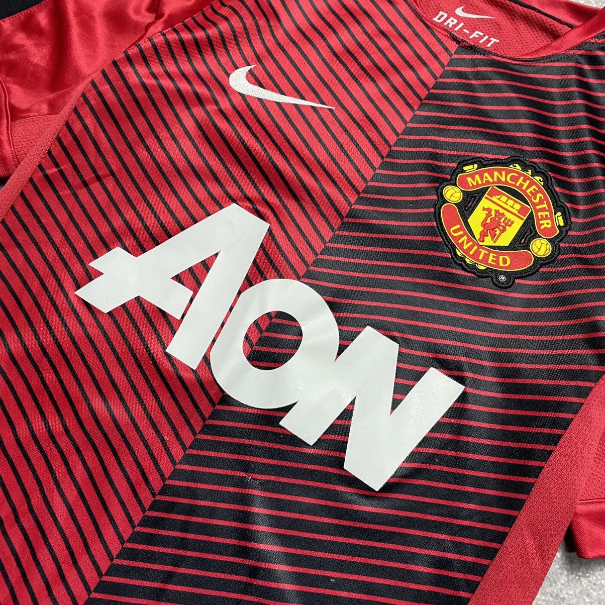 Nike Men’s Nike FC Manchester United AON team soccer jersey Size US S / EU 44-46 / 1 - 5 Thumbnail
