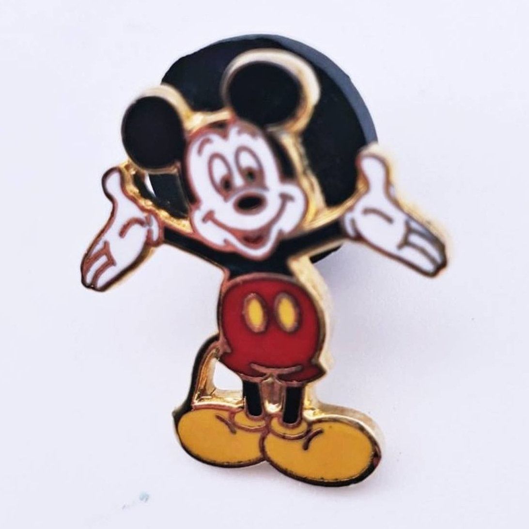 Disney Collectible Disney Mickey with Arms Stretched Out Pin Size ONE SIZE - 4 Thumbnail
