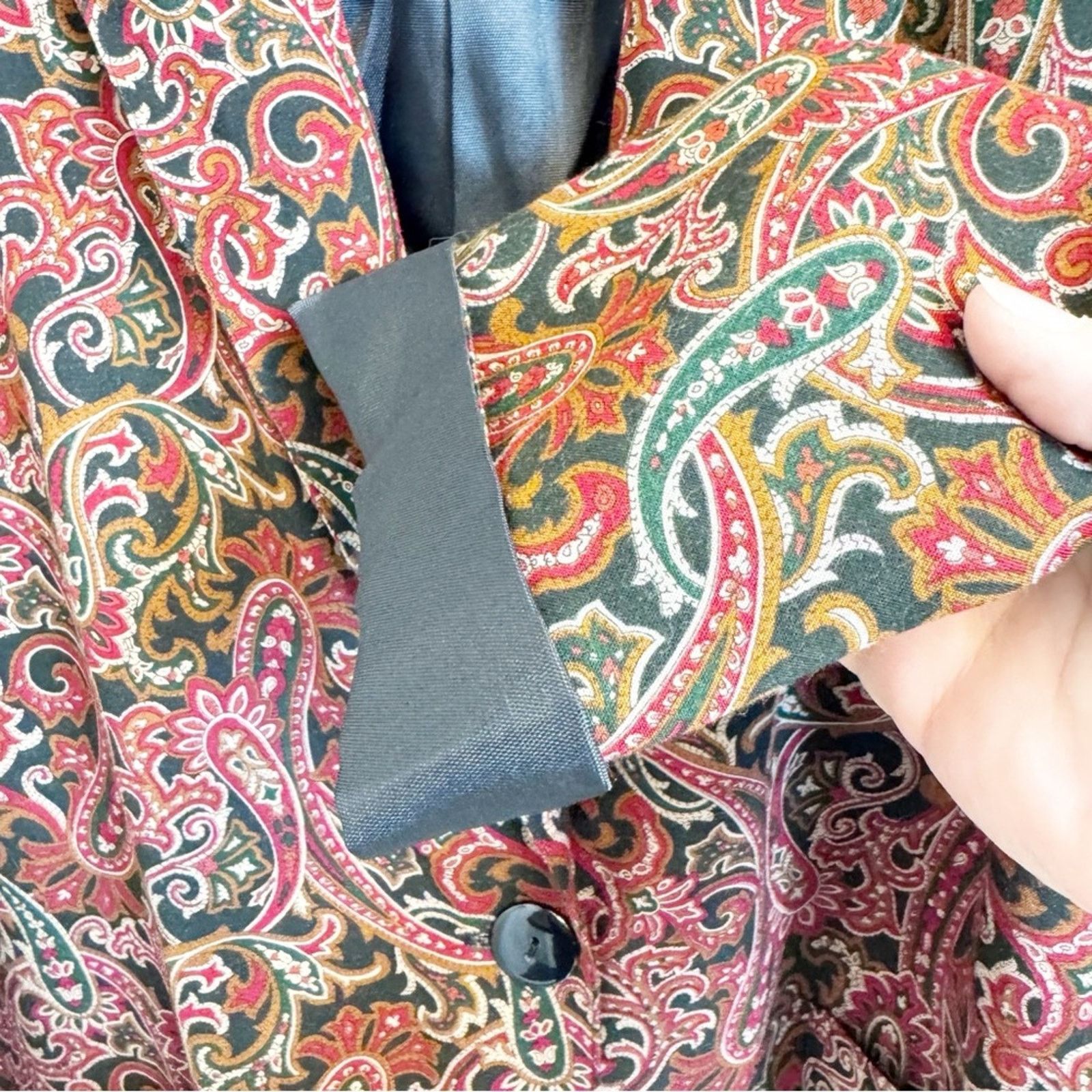 Vintage Vintage Rust Black Paisley Satin Cuff Button Blazer Womens S Size S / US 4 / IT 40 - 5 Thumbnail