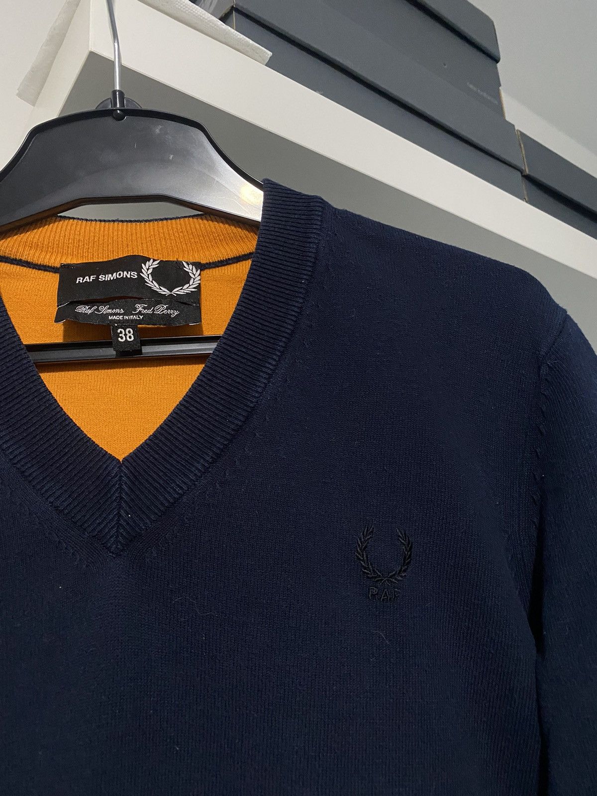 Fred Perry × Raf Simons RAF Simons x Fred Perry V-Neck Jumper 38 sweater pullover Size US M / EU 48-50 / 2 - 4 Thumbnail