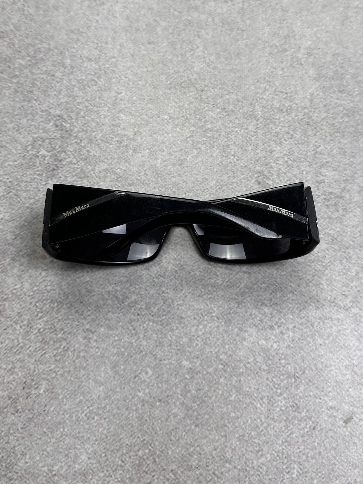 Vintage Max Mara Black Vintage Sunglasses Size ONE SIZE - 2 Thumbnail