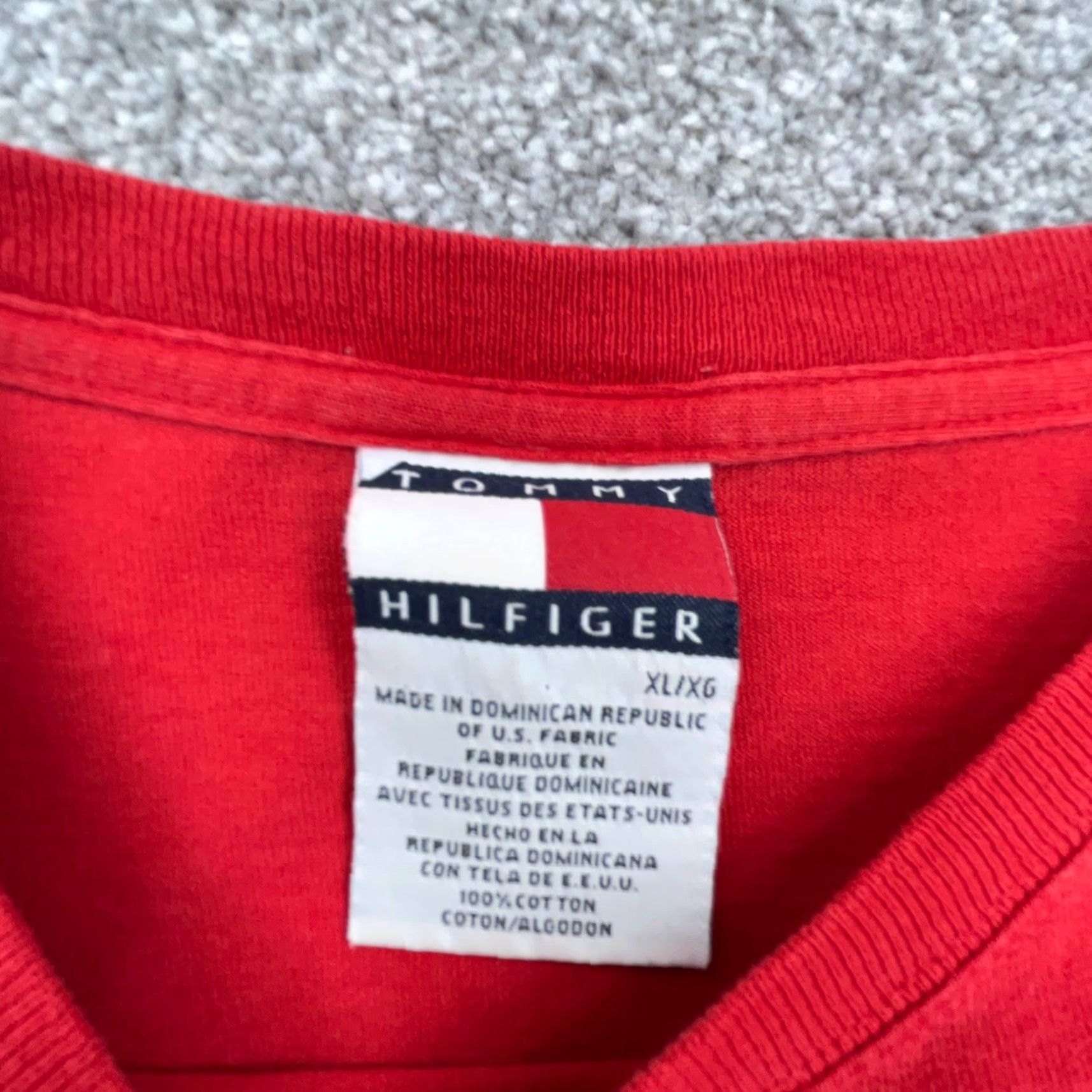 Tommy Hilfiger VINTAGE Tommy Hilfiger Shirt Men XL Red Blue Tee Spell Out 90s Y2K 2000s Logo 69 Size US XL / EU 56 / 4 - 2 Thumbnail